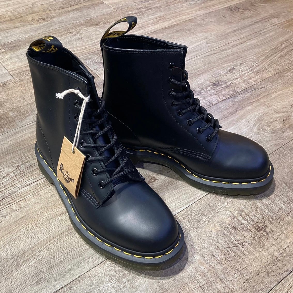 Dr.Martens ドクターマーチン 1460 8ホールブーツ BLACK 10072004 