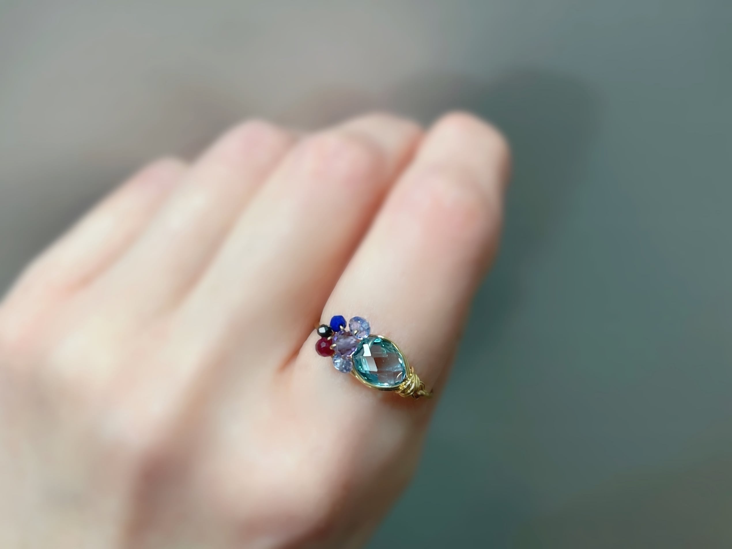 天然石 スイスブルートパーズ＆スモーキークォーツ ワイヤーラッピング