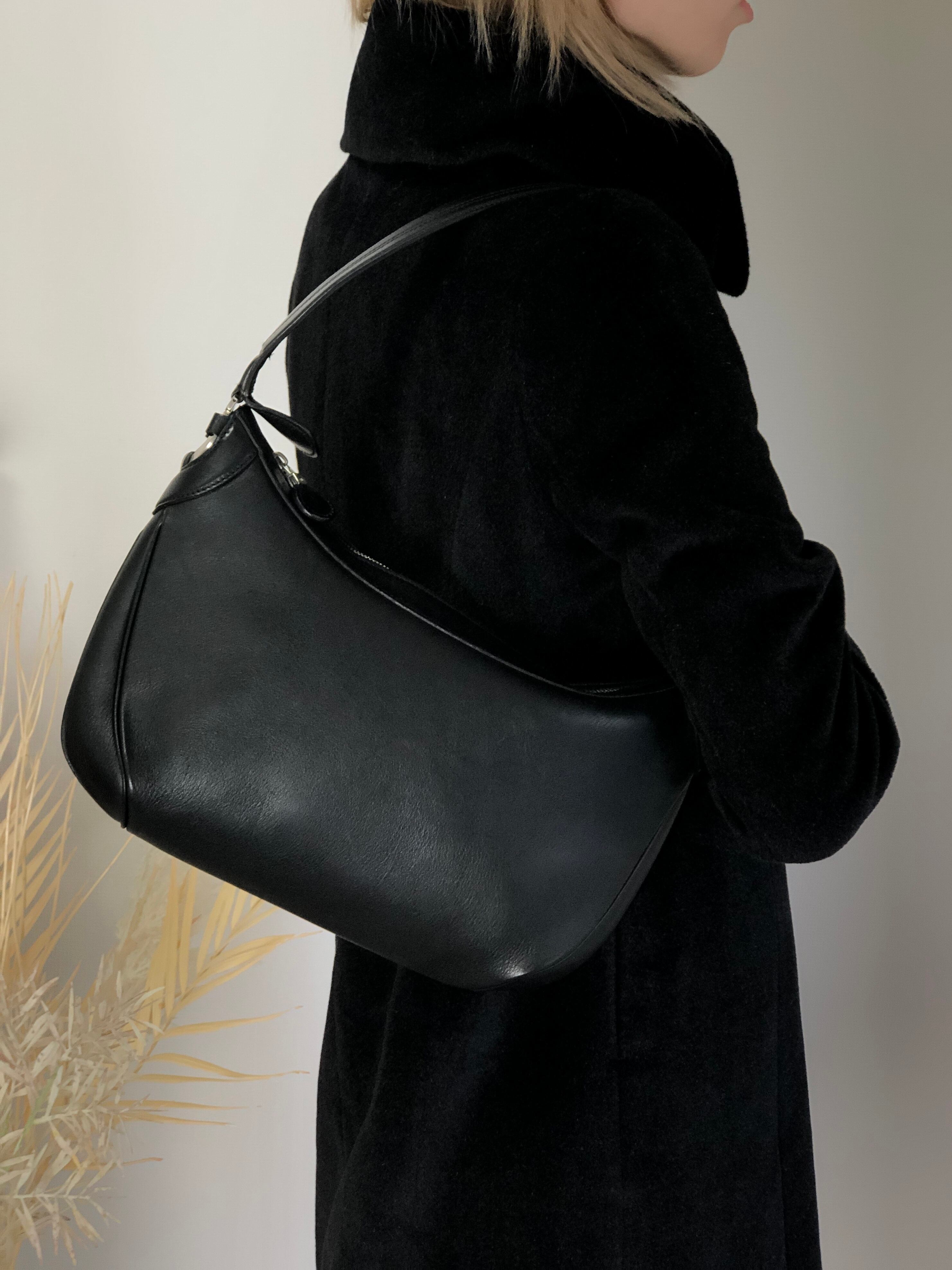 Salvatore Ferragamo | VintageShop solo