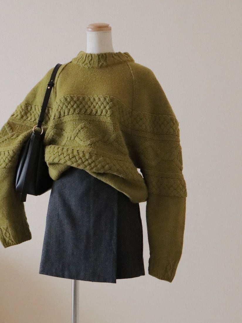 ●80-90s made in ITALY Alpaca & wool cable design knitted sweater