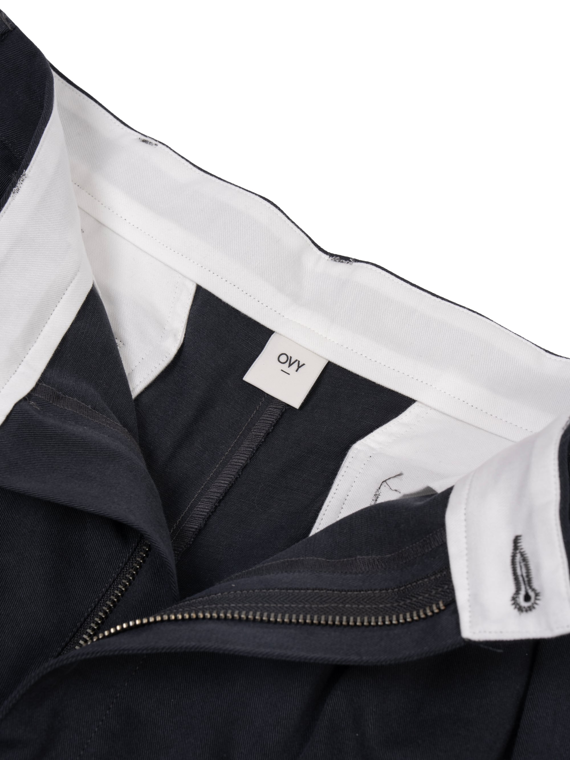Cotton 2tuck Washed Chino Shorts (black) | OVY