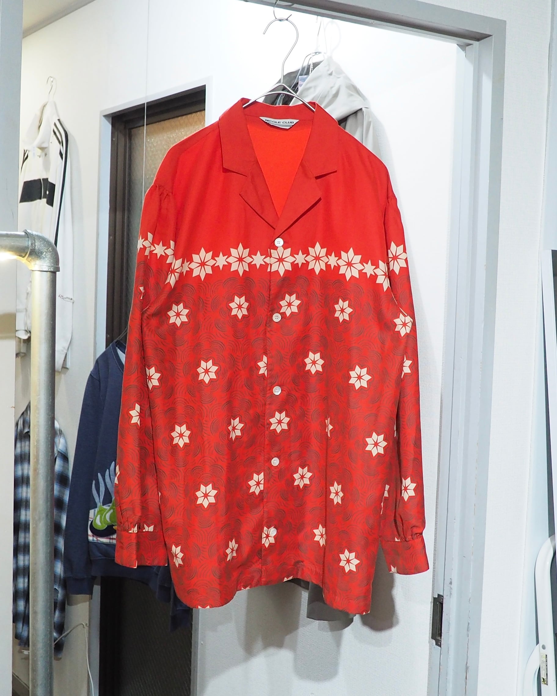 1980s " NICOLE CLUB " Arabesque oriental pattern Design vintage Open collar shirt