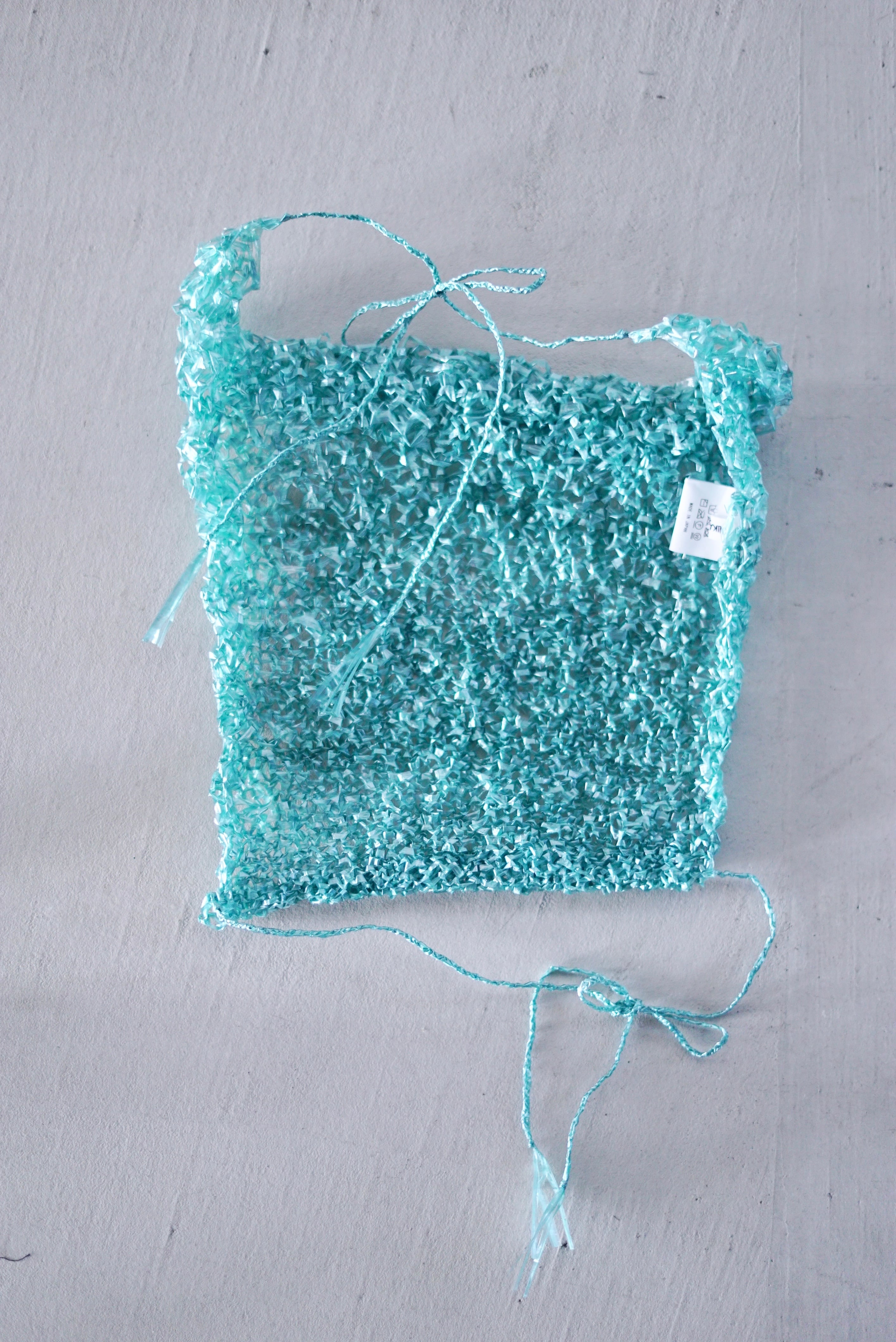 FUMIKA_UCHIDA / VINYL STRING KNITTED BIB