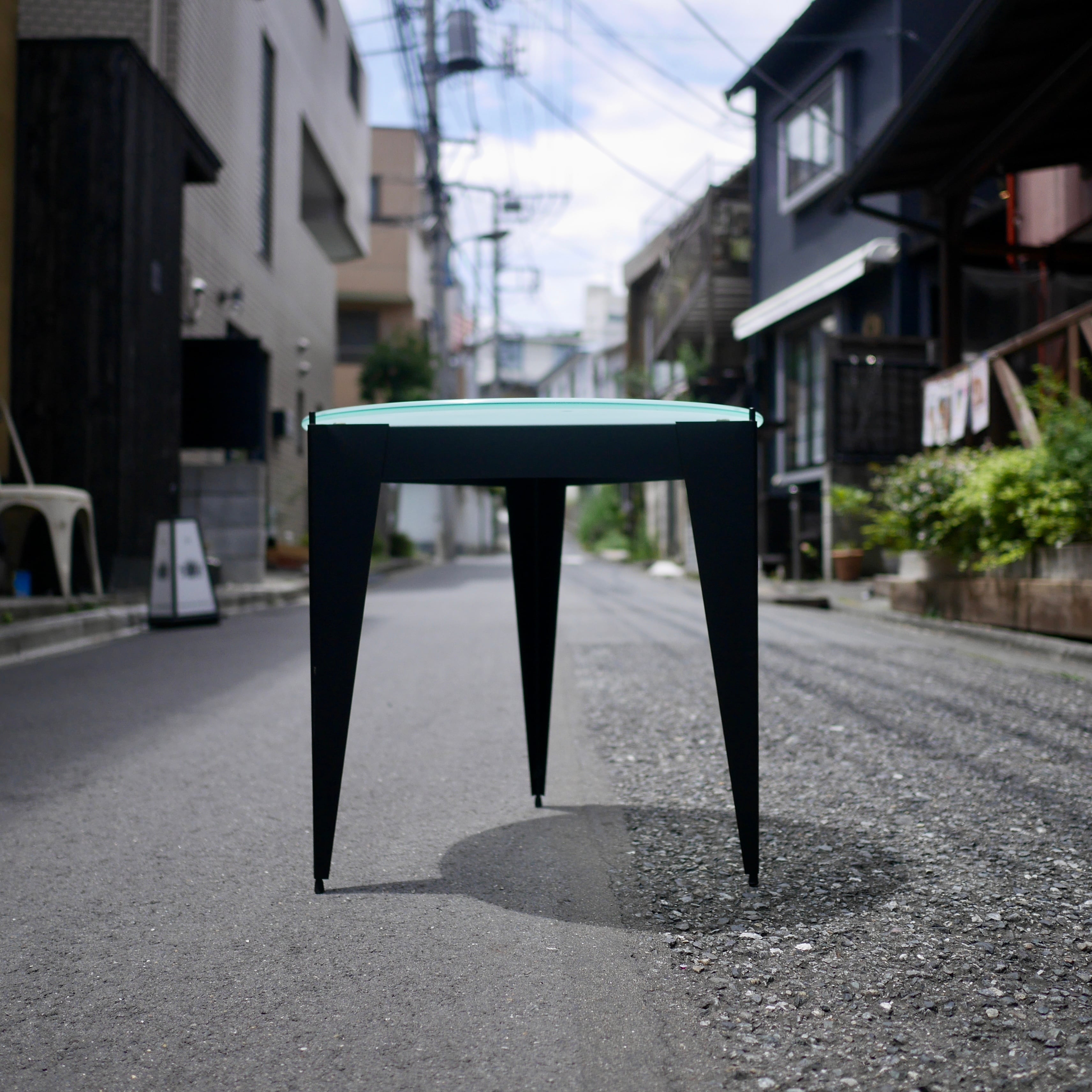 〇△のガラステーブル | トリノス-torinoth- | 新宿区神楽坂の