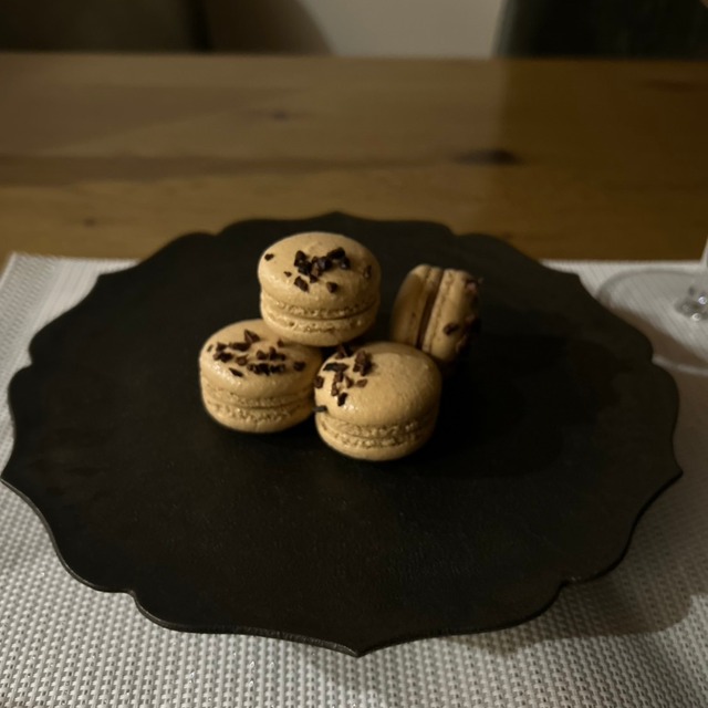 【 バレンタインの特別セット】赤ワインとマカロンのセット