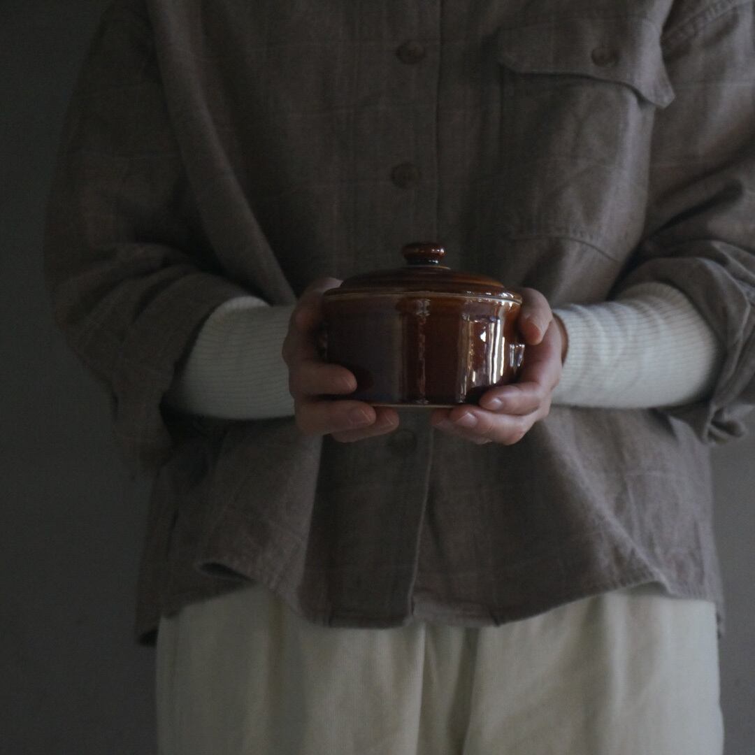 古いフランスの陶器テリーヌポット