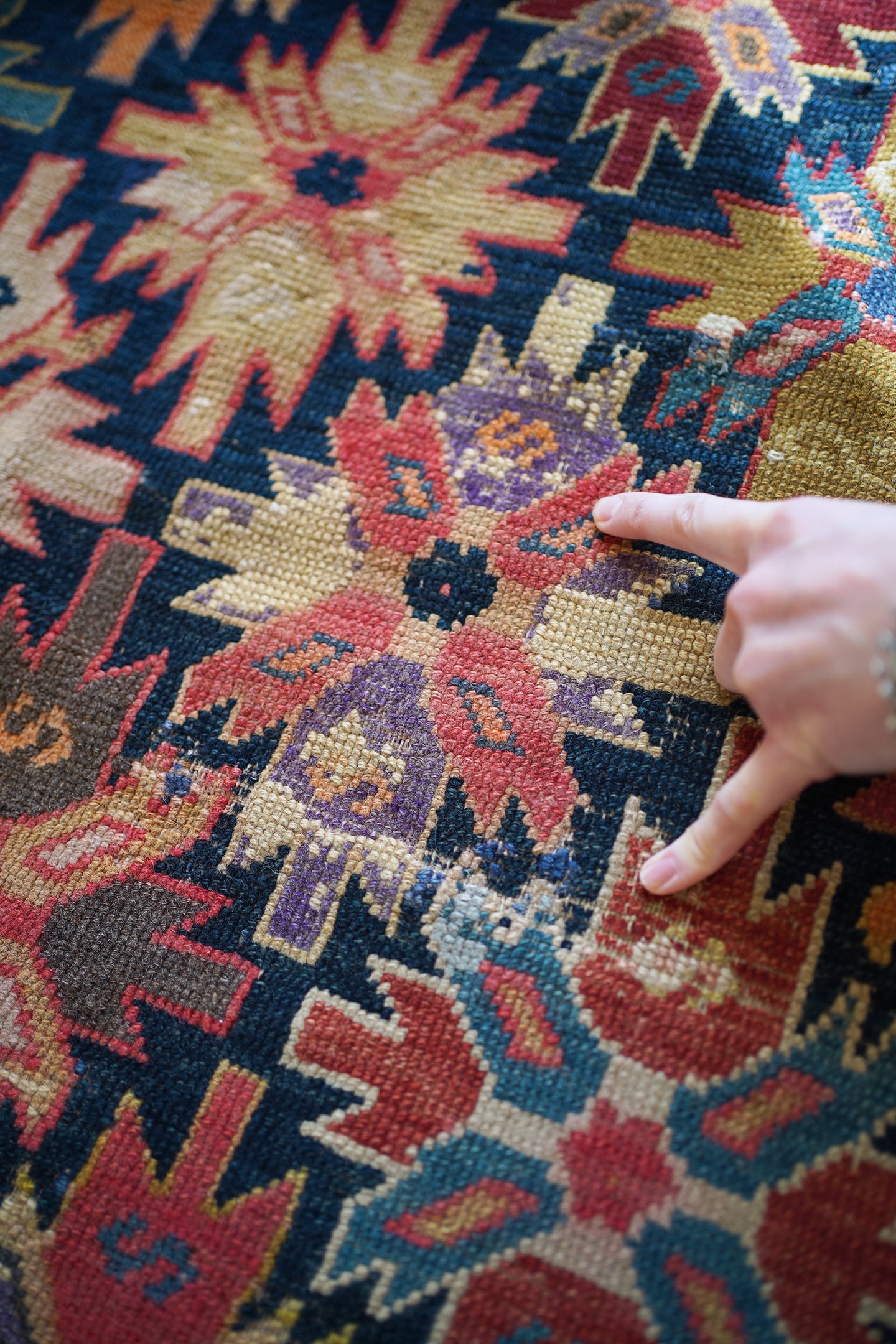 207】Semi Antique Caucasian Kuba Rug 1940's | ヴィンテージラグ専門