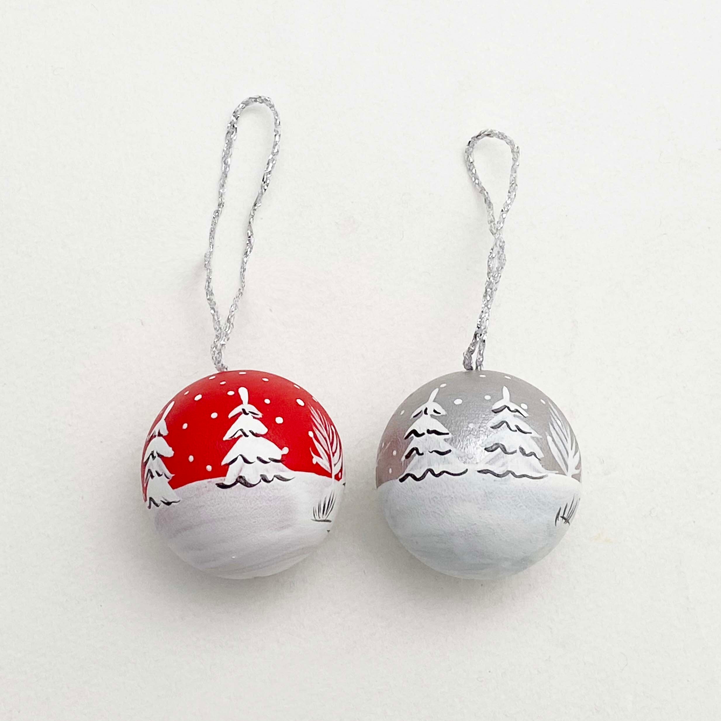 バルトのオーナメント（球体）