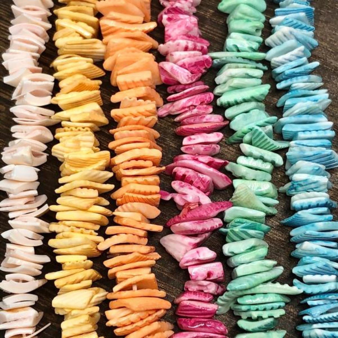 SALE【10g】天然シェル/貝/染色ビーズ/スペーサー