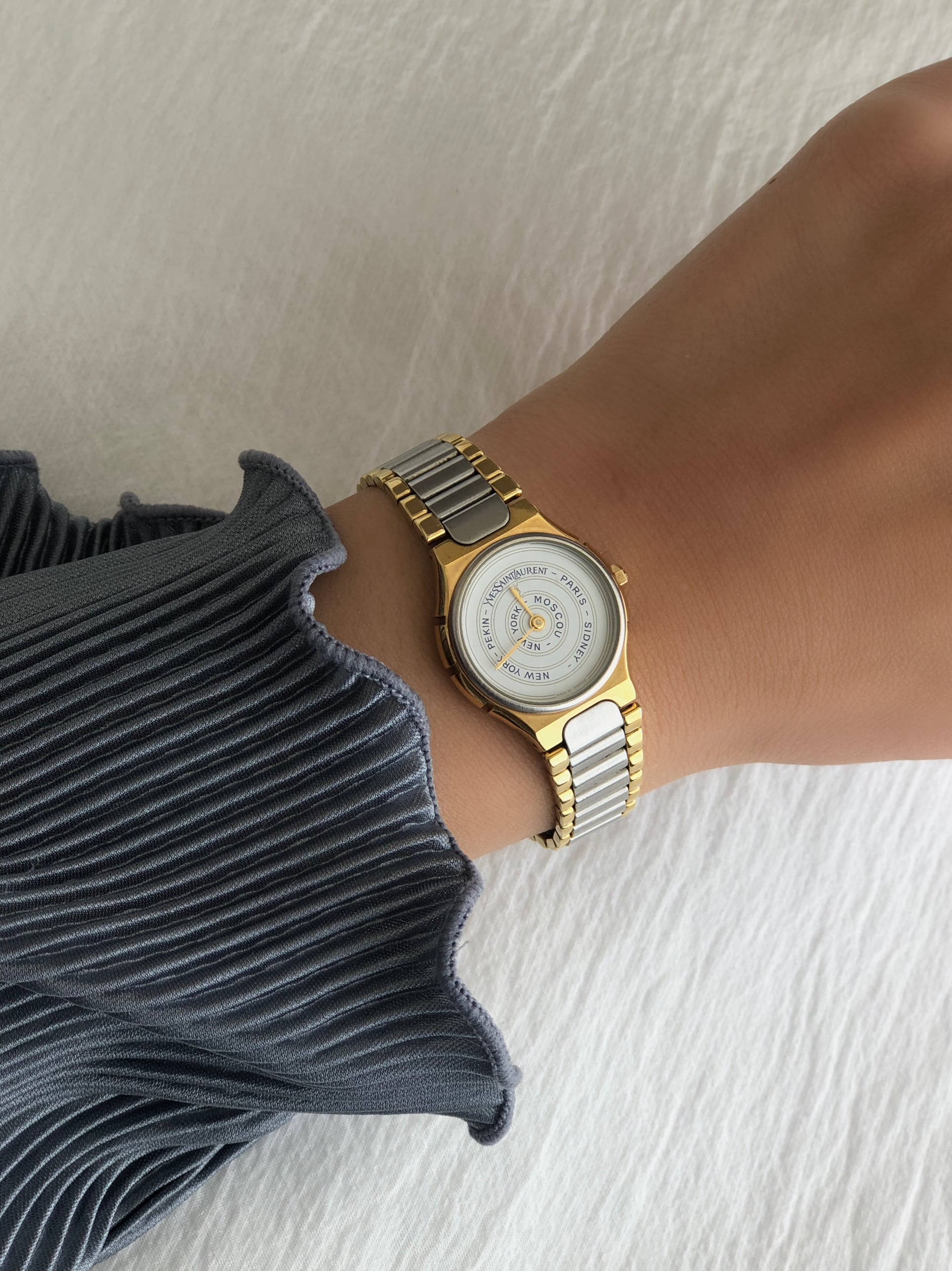 【希少】Yves Saint Laurent 腕時計 ストーンベゼル ゴールド ヴィンテージ YSL イヴ・サンローラン メンズ腕時計 - ゴールドベゼル