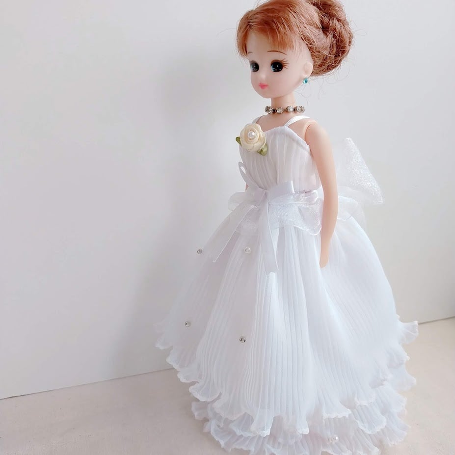 ブライダル純白シリーズ】可愛らしいプリーツの純白ドレス | リカコス