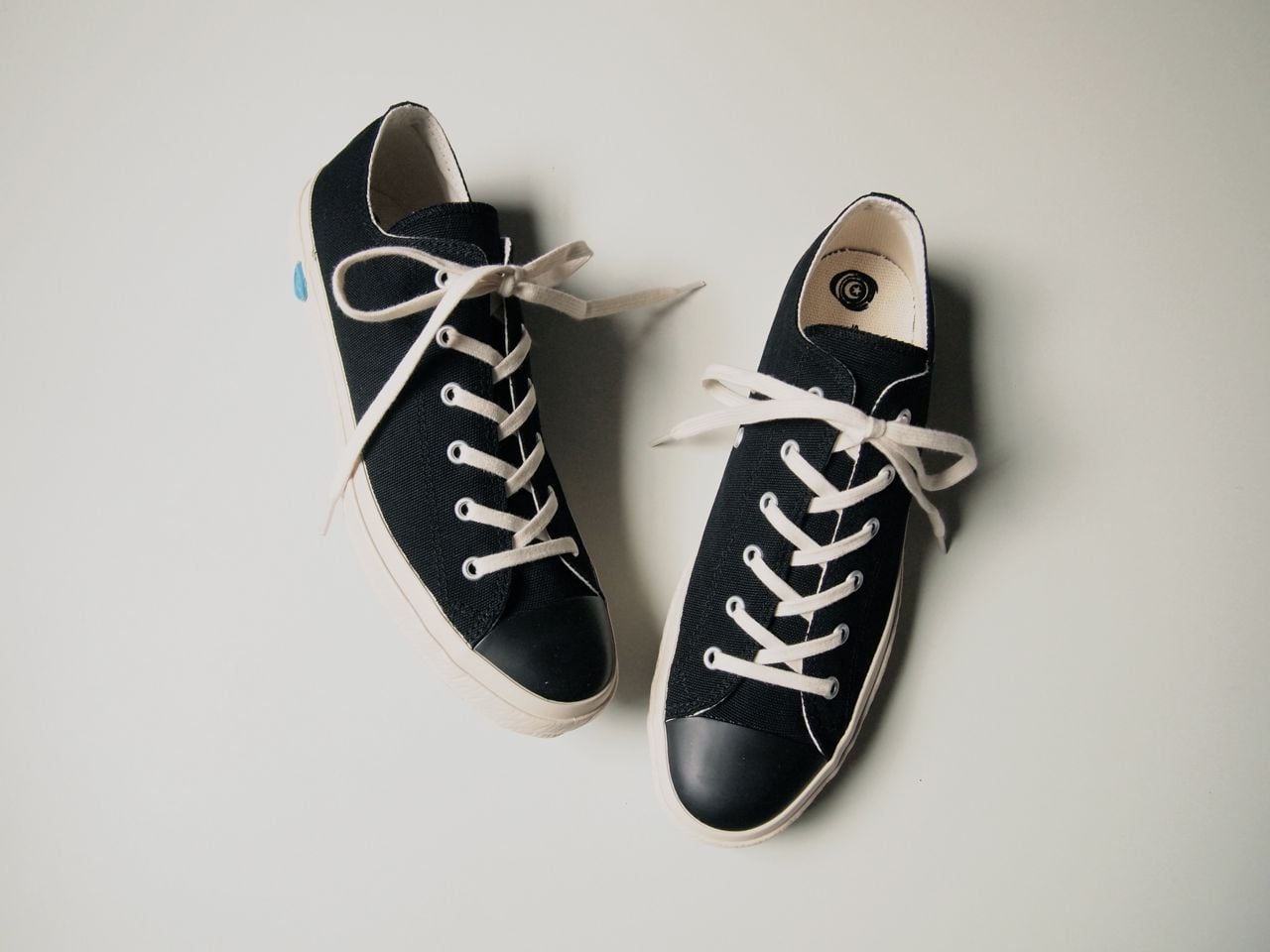 日本製 SHOES LIKE POTTERY（シューズライクポタリー）ローカット 黒 / MOONSTAR  (ムーンスター ) 22〜29cm スニーカーの本場・久留米製