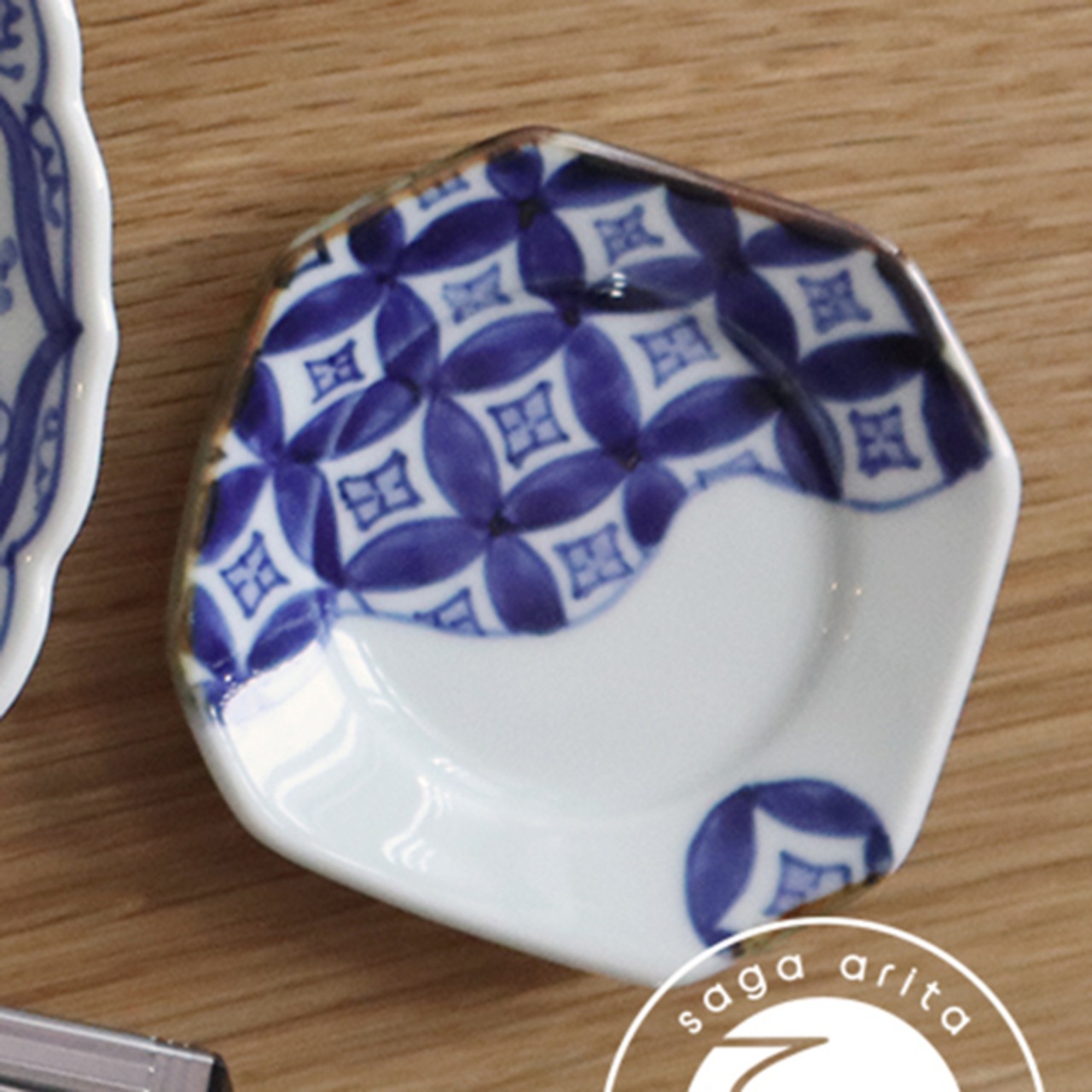 有田焼　角切小皿　七宝地紋　33-154