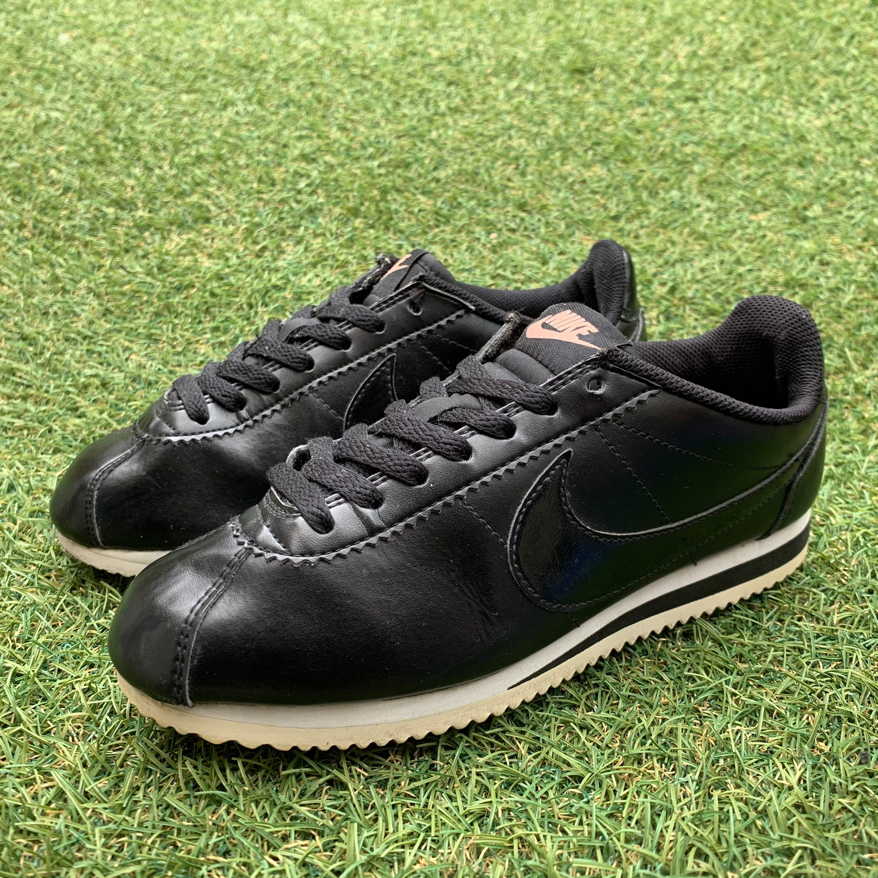 NIKE CLASSIC CORTEZ LEATHER ナイキ クラシック コルテッツ レザー