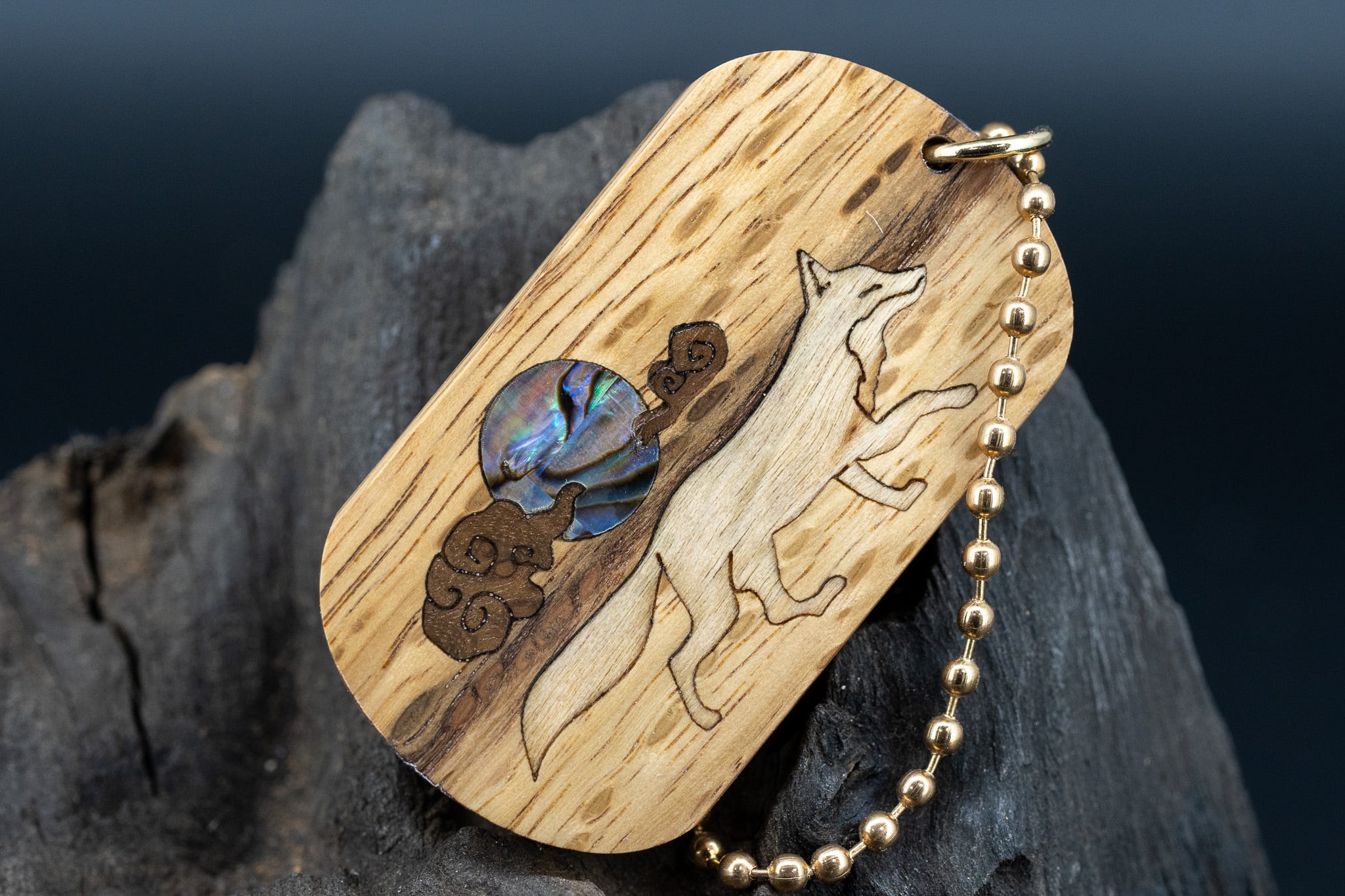 【軌道の背骨】白樫 ドッグタグ 象嵌 十五夜きつね