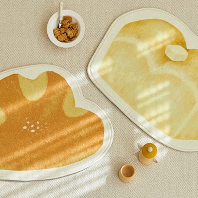 【CARPET】食パンデザインクリーム色カーペット
