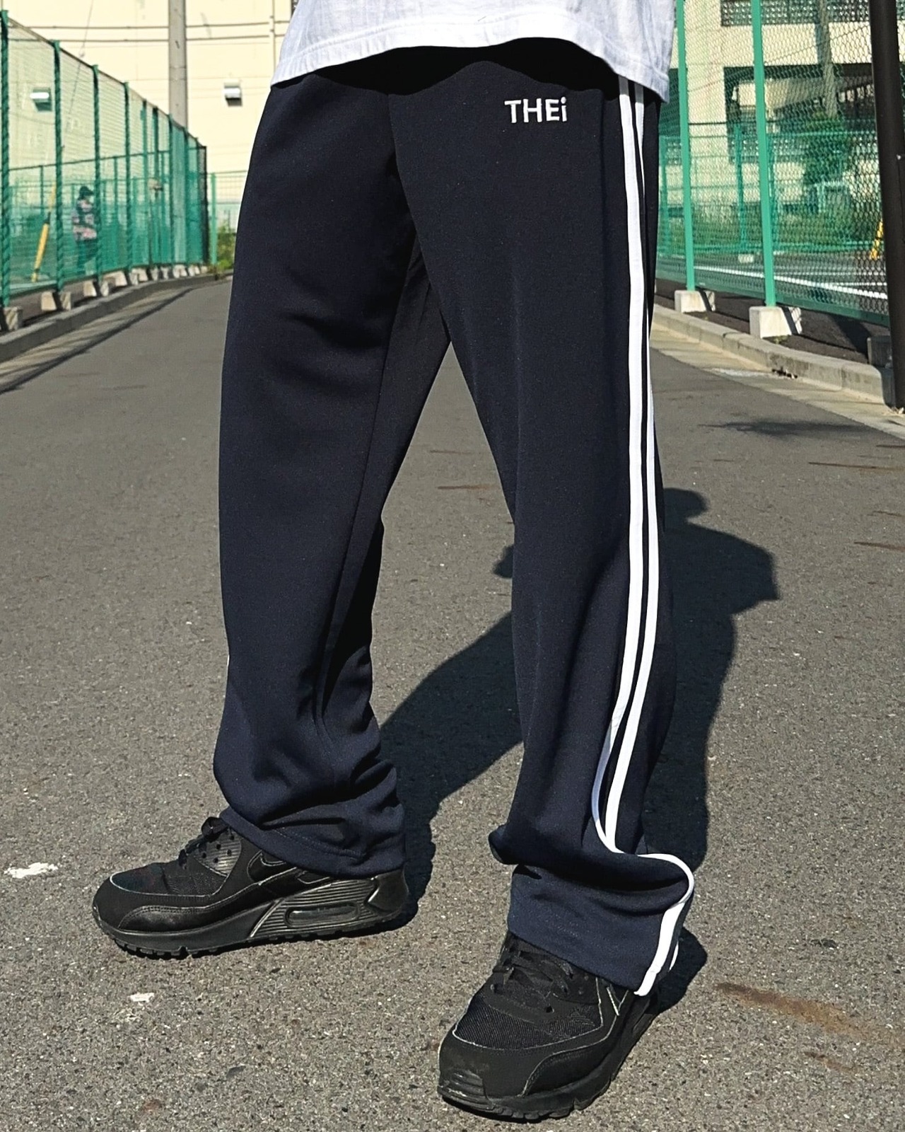 BASIC ONE POINT TRACK PANTS - NAVY / WHITE