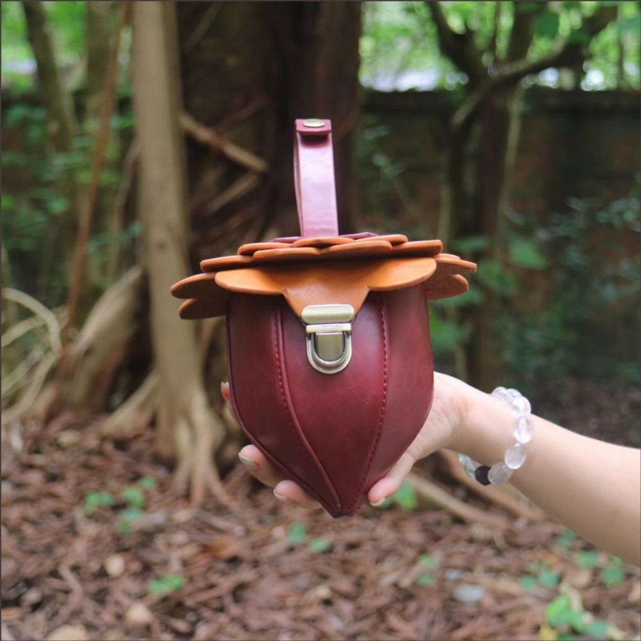 森のどんぐりポシェット　E00597