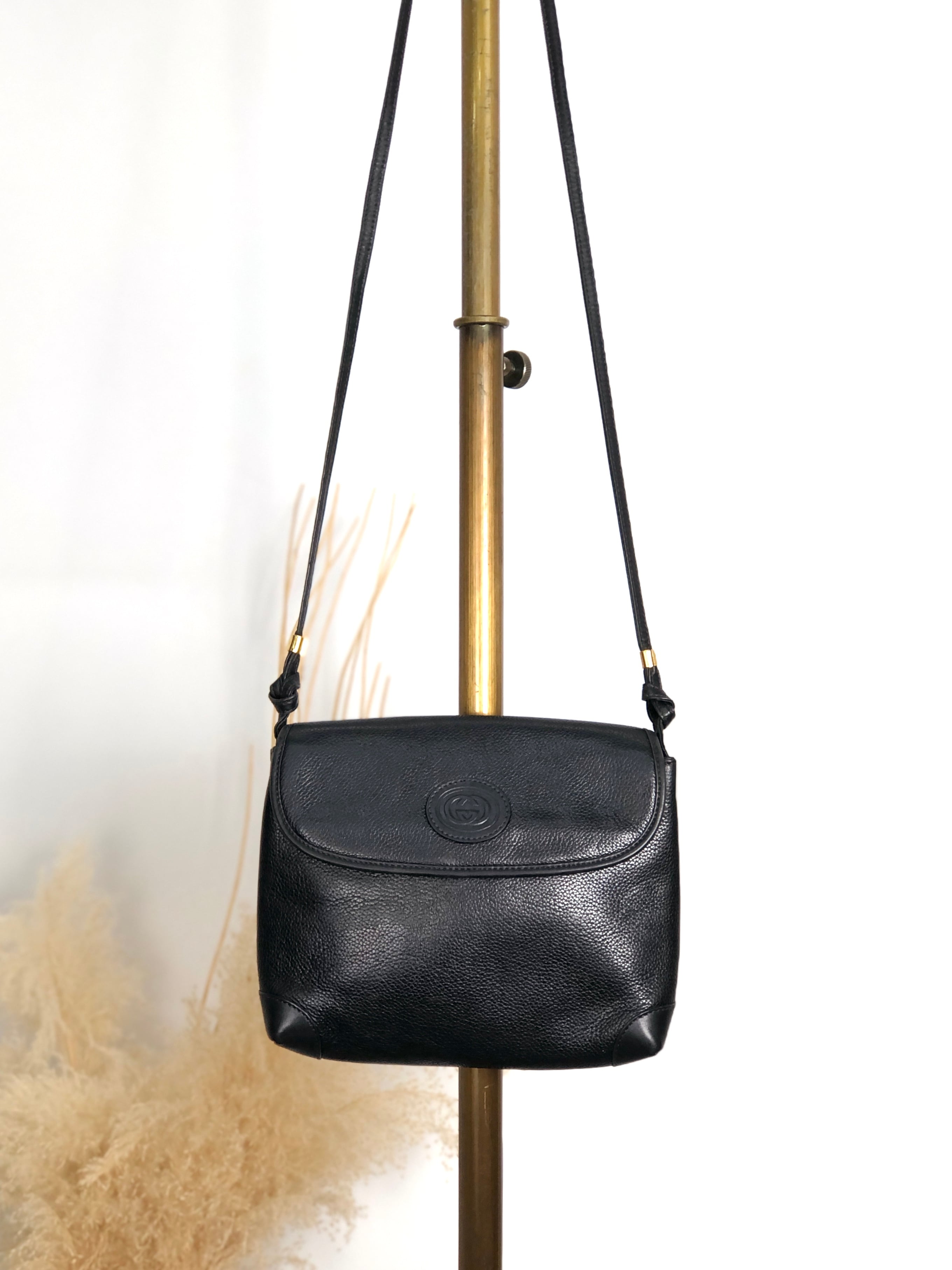 GUCCI グッチ ショルダーバッグ ブラック GGロゴ レザー vintage ヴィンテージ オールド awhzfg