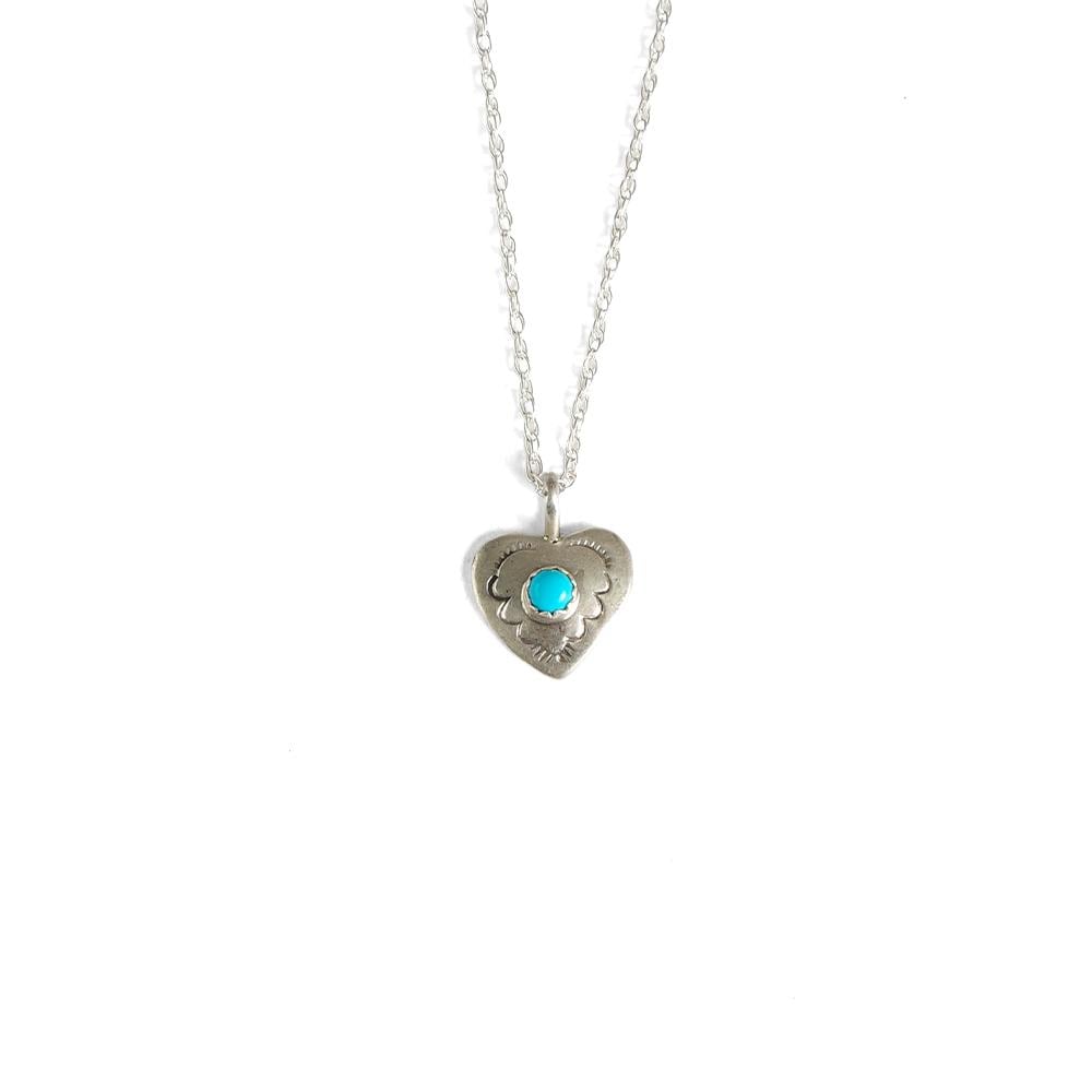 INDIAN JEWELRY インディアンジュエリー】Navajo Stampwork Heart