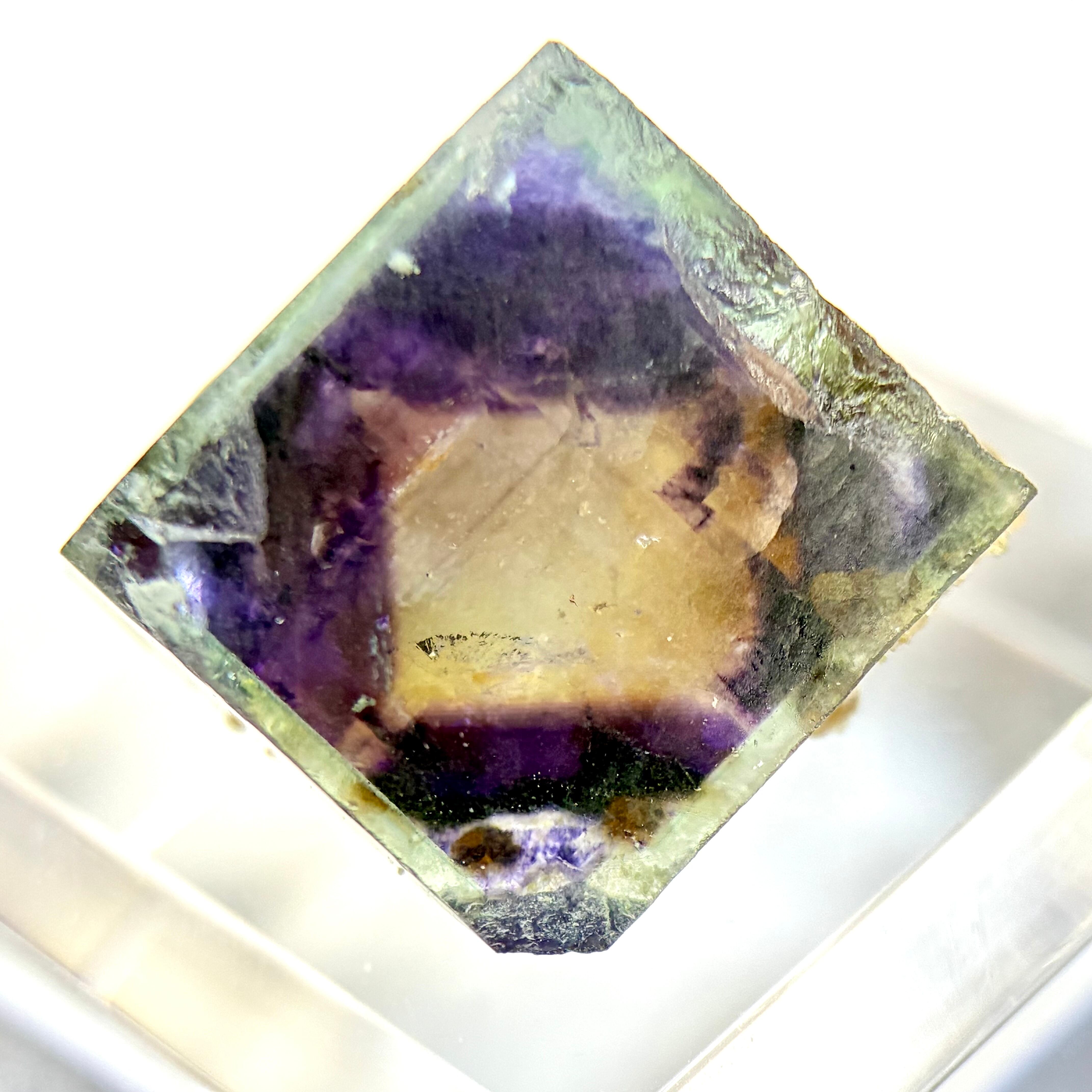 フローライト | World Minerals 世界中の鉱物原石の販売店