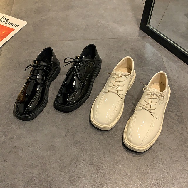 レザースタイルスプリングレッドシングル 靴 シューズ レース 春物 レースアップ スクウェア 部族の婦人靴9951139739