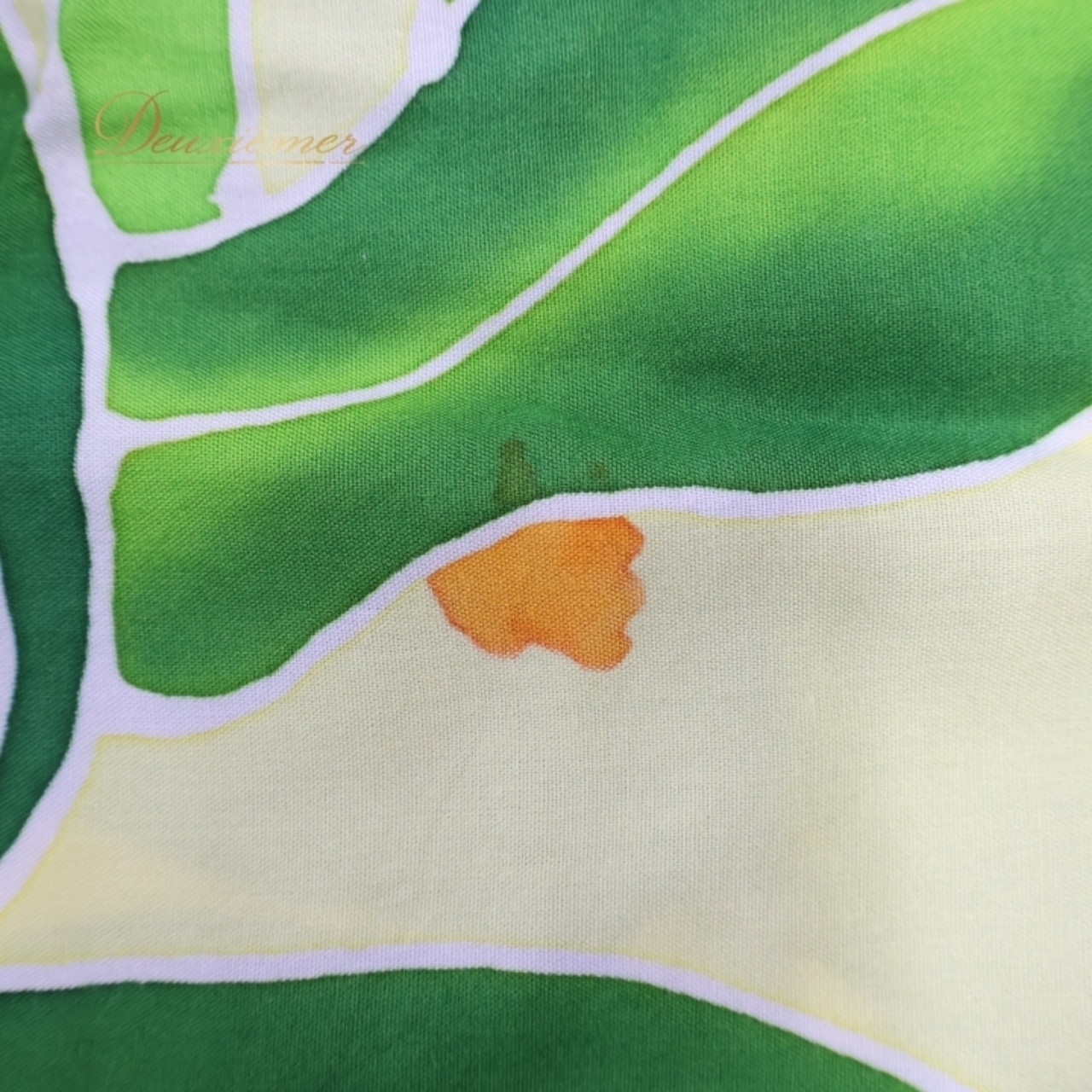 フラダンス 衣装 スカート PUKANA イエロー系 シングル アシンメトリー ティアレ柄 かわいい 華やか 鮮やか 明るい カラフル 黄 緑 白 黒 ハワイアン アロハ ハワイアンプリント フラ ダンス レッスン 練習 おしゃれ さわやか