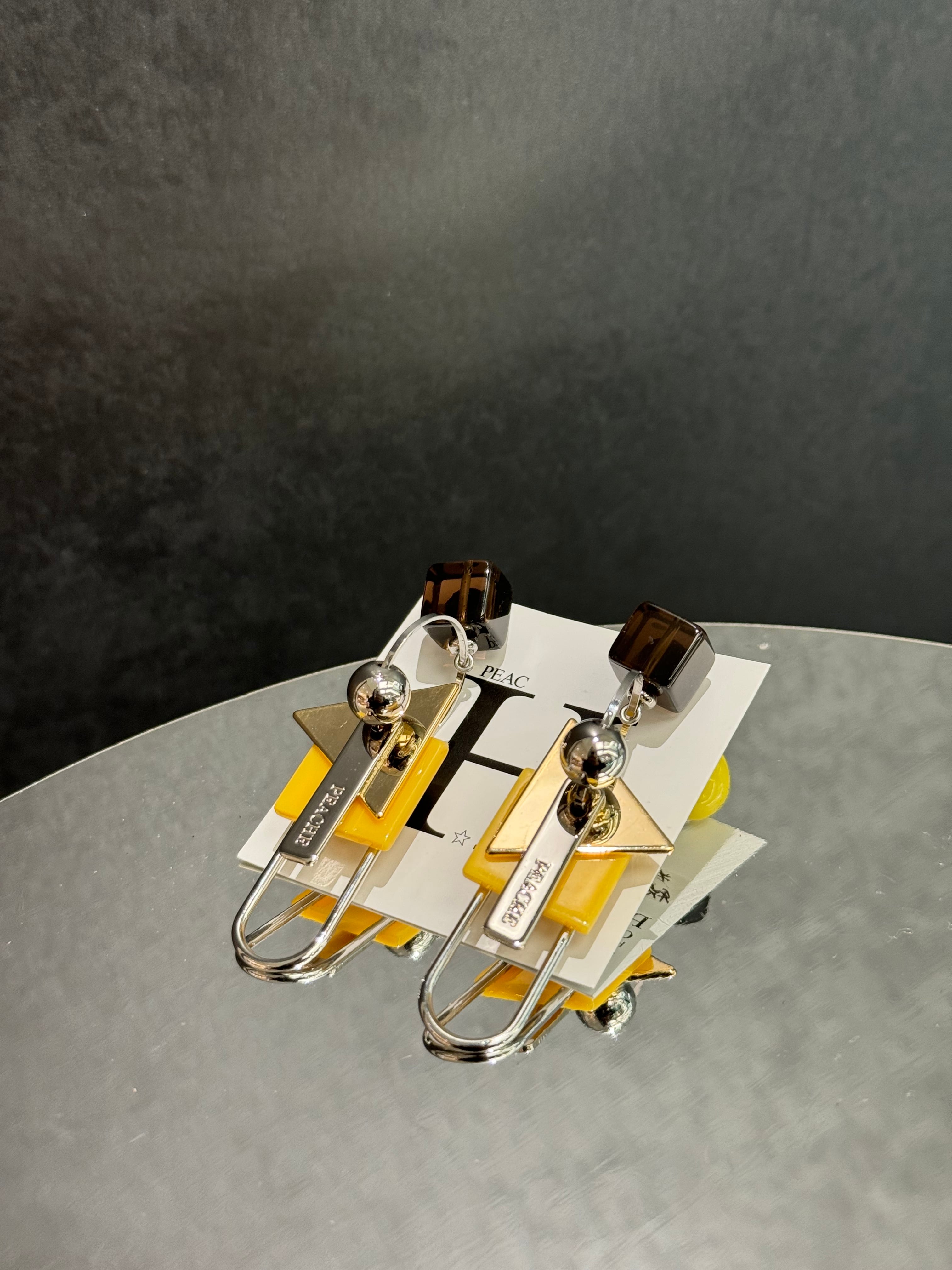 square triangle combination yellow gold