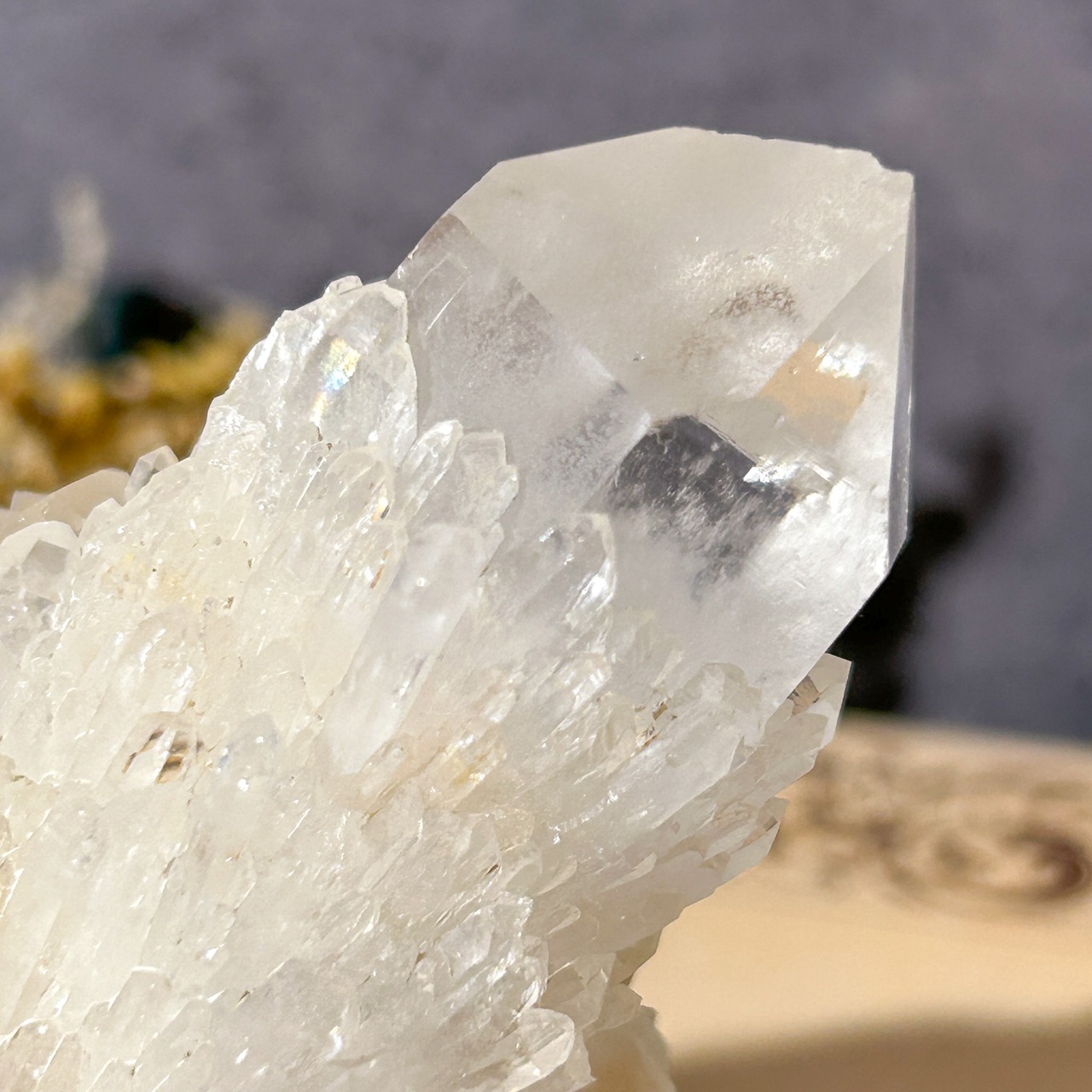 マダガスカル産 キャンドルクォーツ・パイナップルクォーツ クラスター