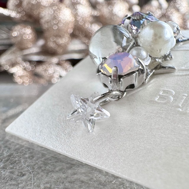 舞降る星 ビジューピアス イヤリング