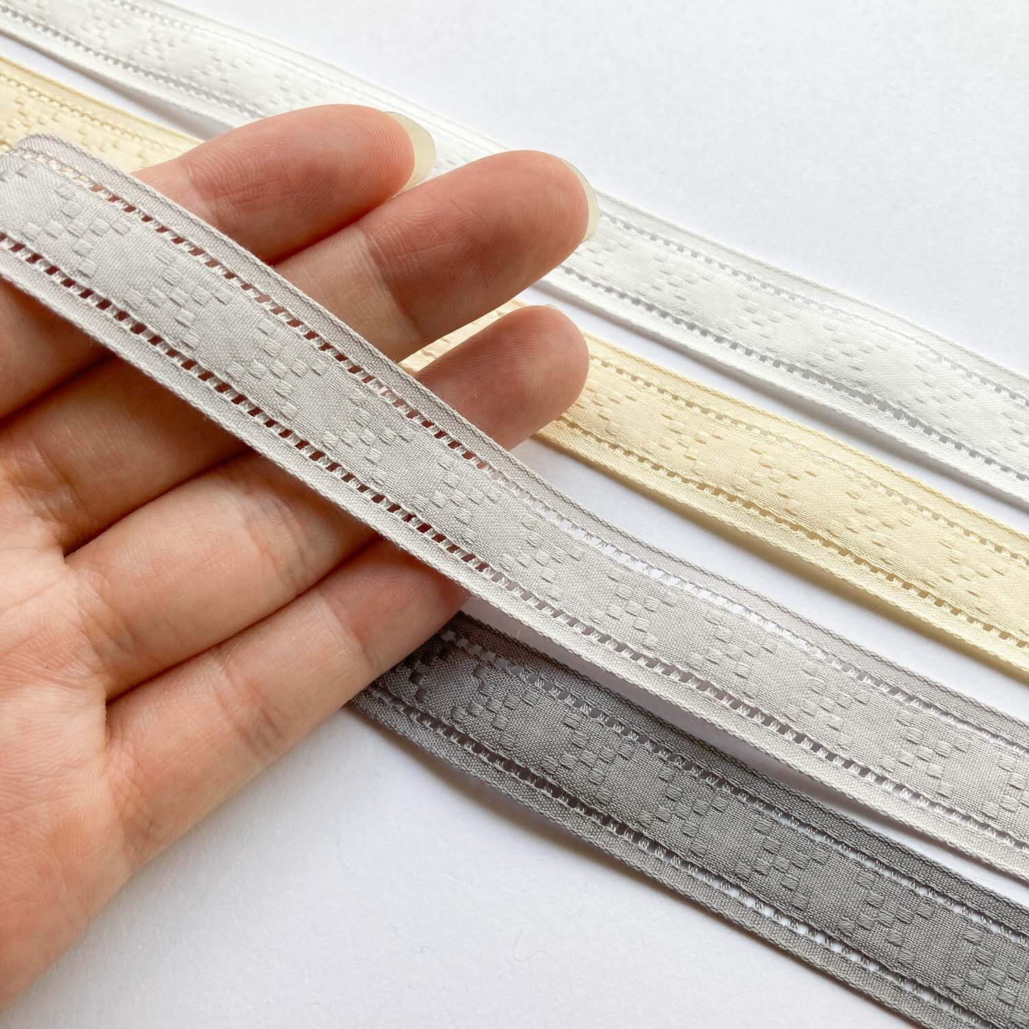 再入荷〉SHINDO X柄ナチュラルレーシィリボン（15mm/1m〜） | Dua