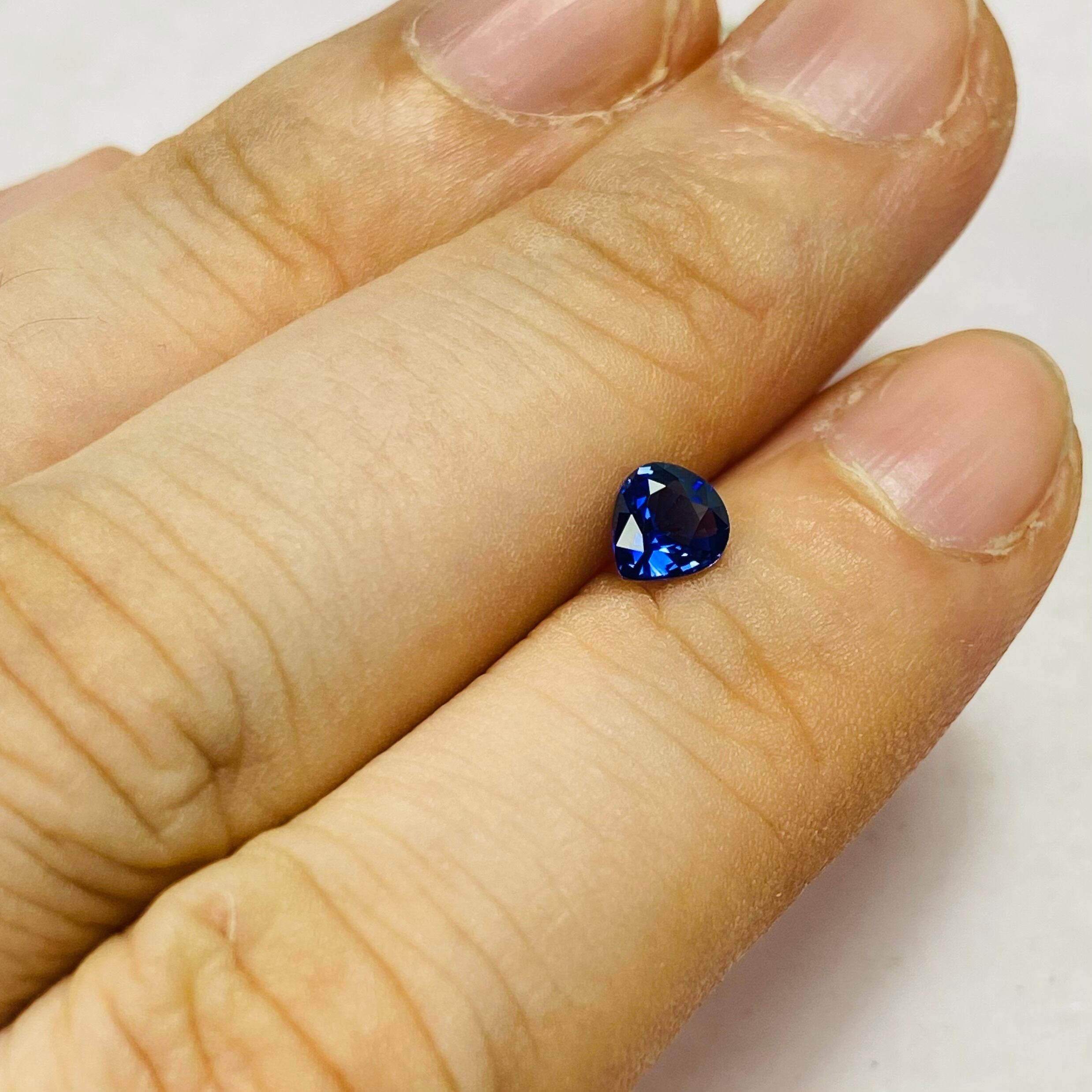 どこまでもブルーなサファイア