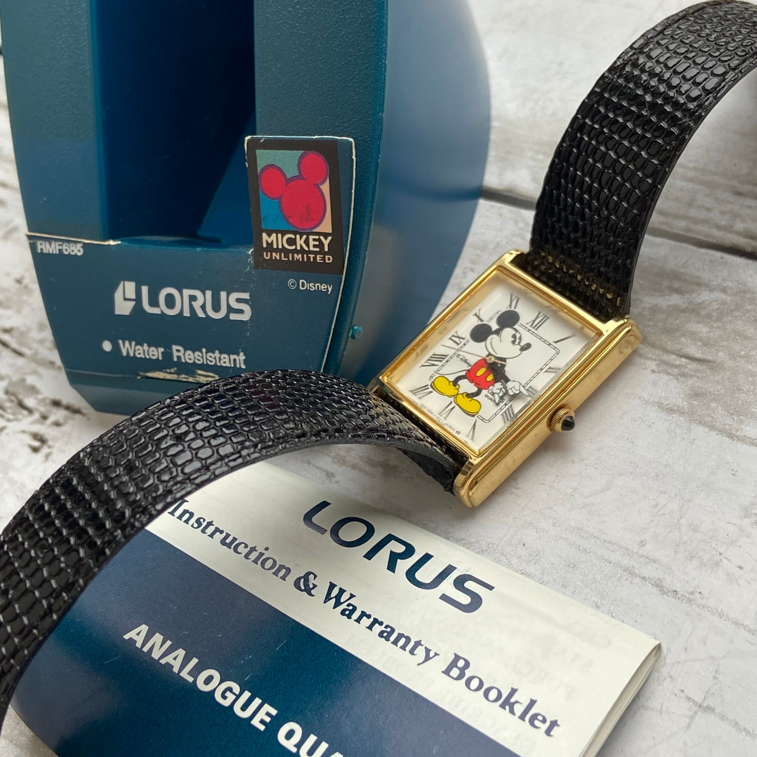 希少】90年代ヴィンテージ LORUS（SEIKO）ミッキーマウス 腕時計