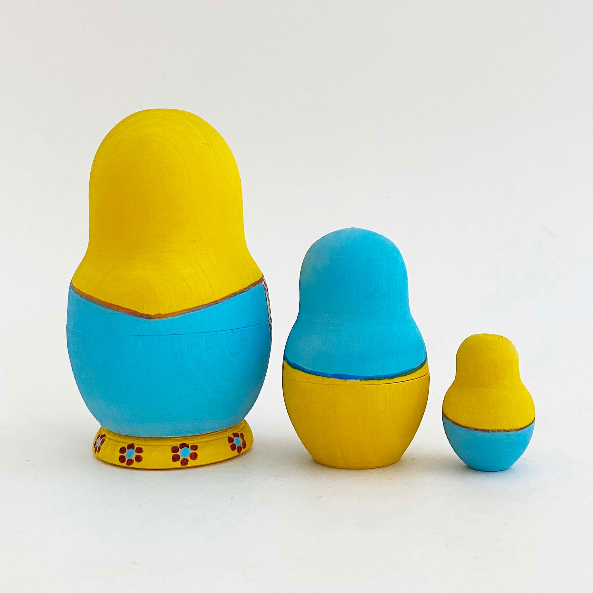 ウクライナ支援マトリョーシカ(首飾り / 3個組)