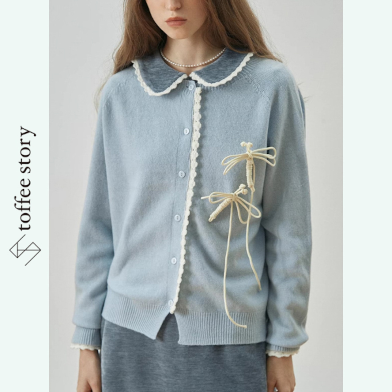 淡い光をまとう青とレース：ドールニットカーディガン《XU0266》