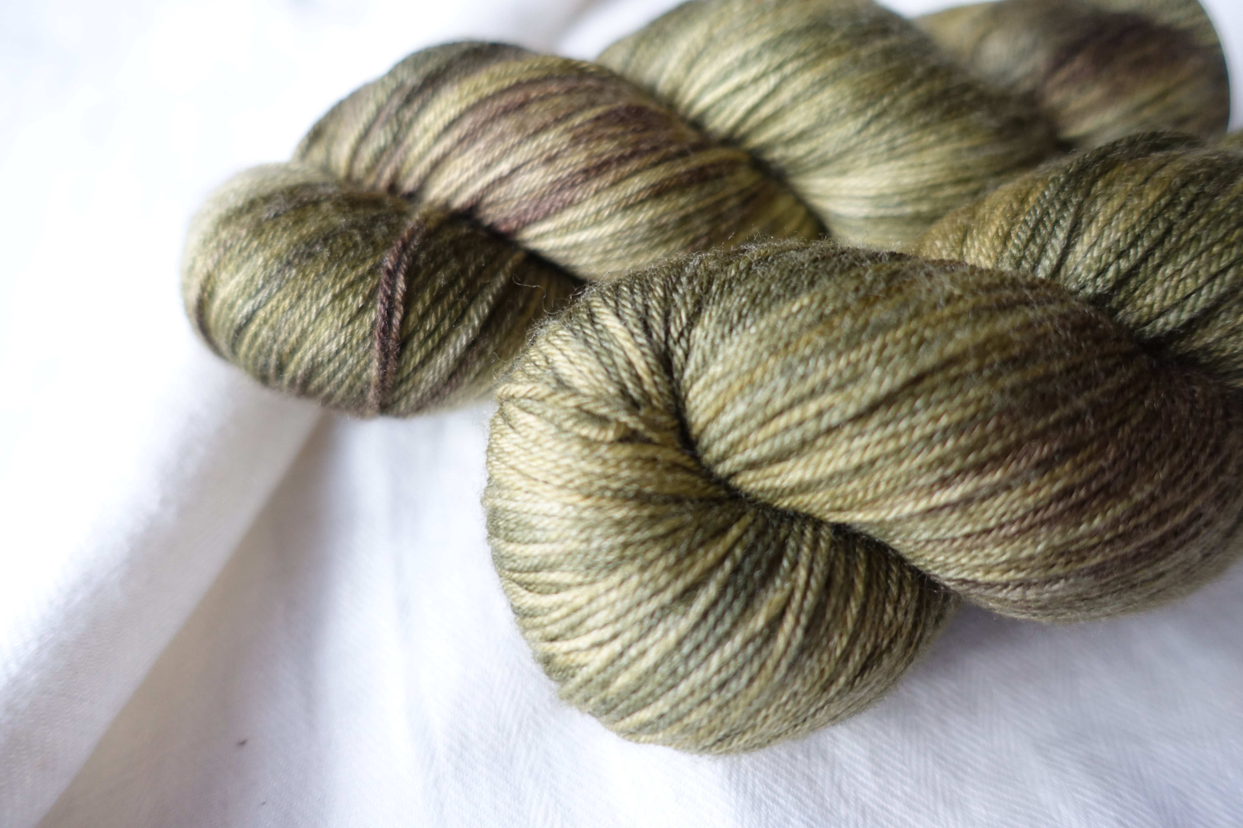手染め糸]Premium Silk+Wool Sock_green tea | 手染め毛糸のYaoskep Yarn