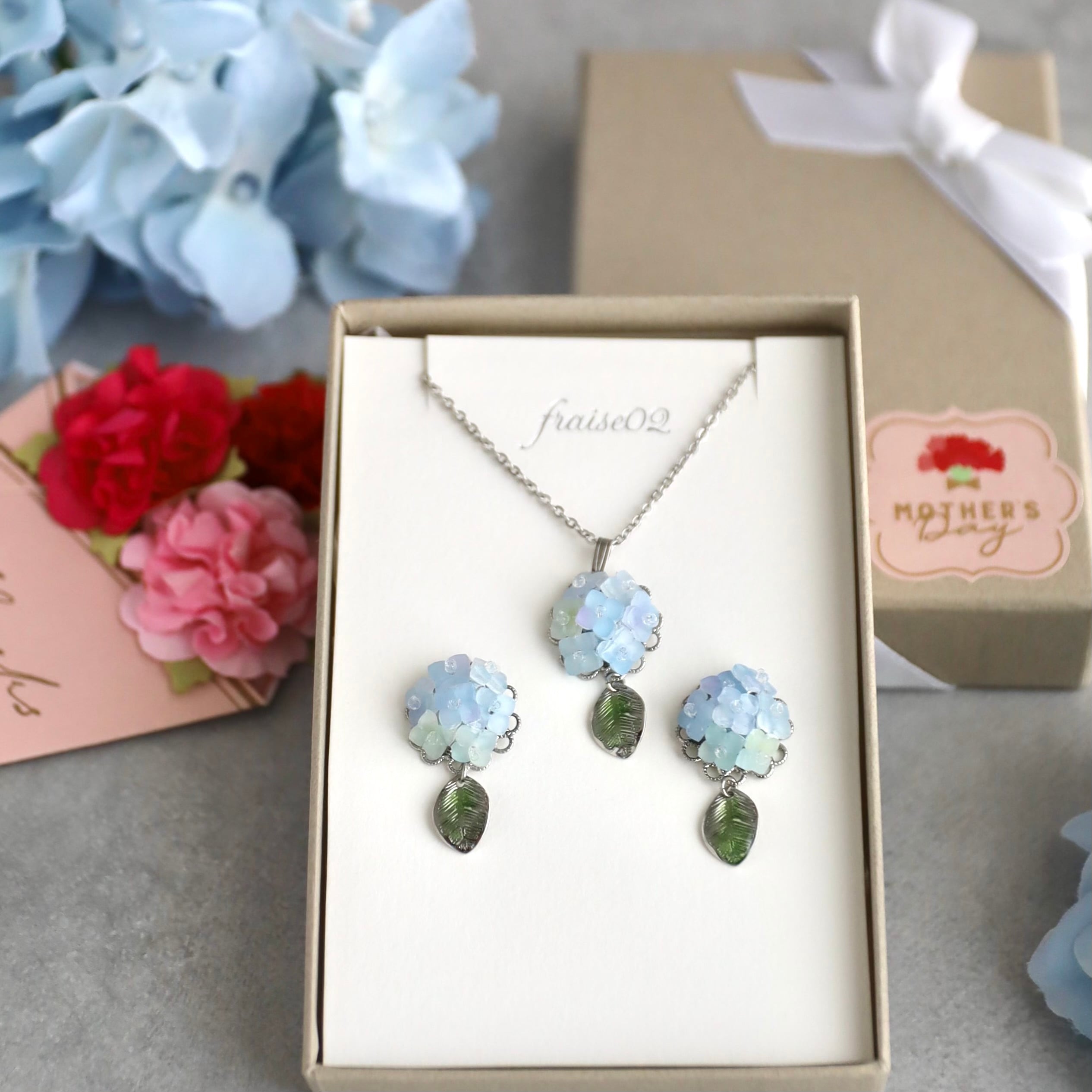 母の日ギフトセット　月あかり紫陽花ネックレスピアス/イヤリングセット