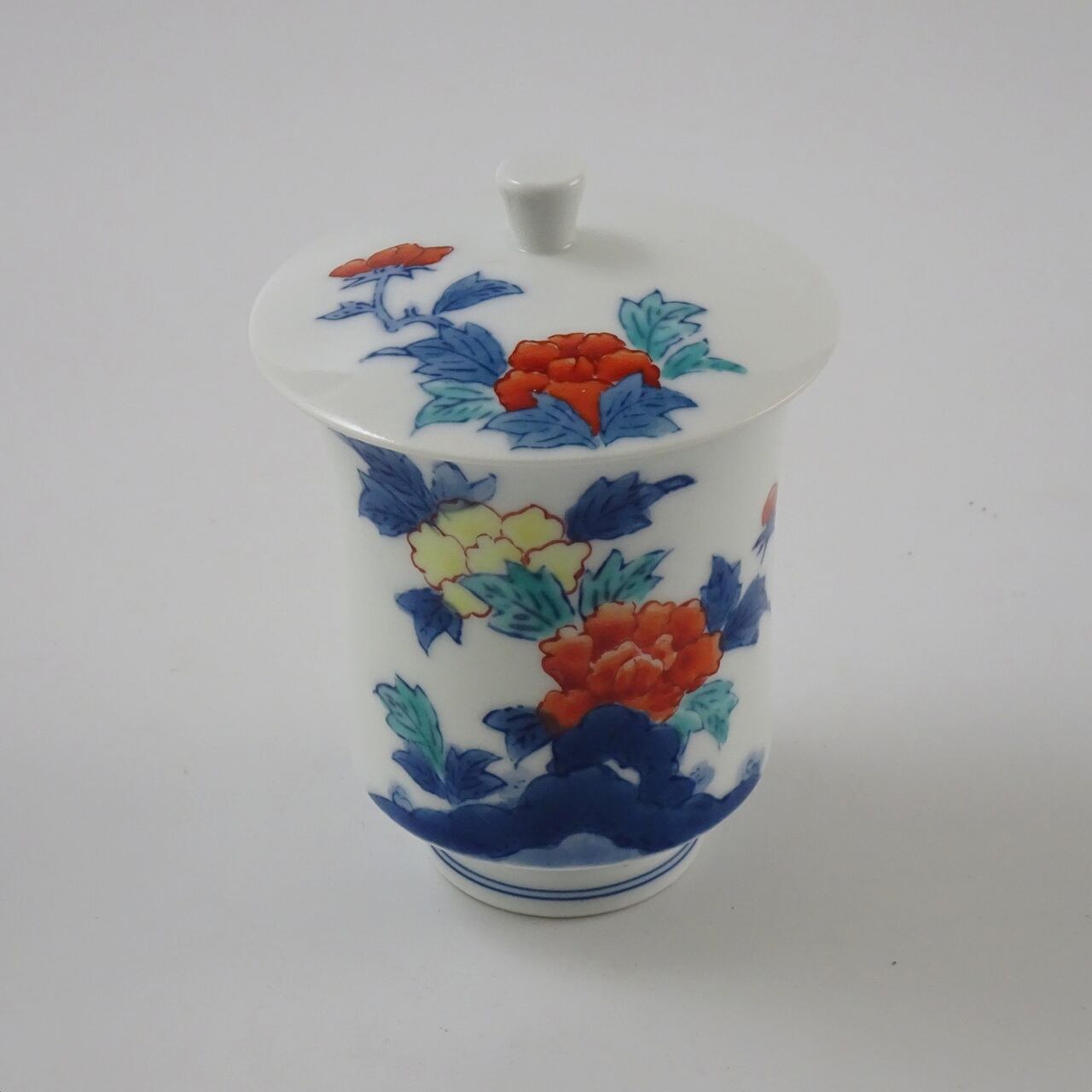 伊万里鍋島焼 魯山窯 岩ボタン 蓋付湯吞(大)(化粧箱入)