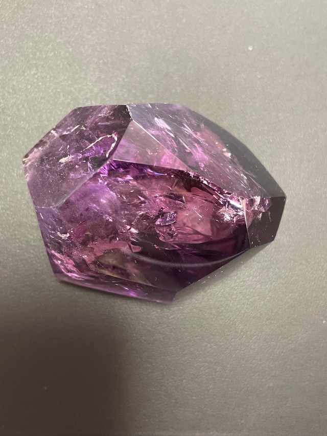 アメシスト　レインボーアメシスト　ロマネサイト入り　ブラジルバイア州　新品　貴重