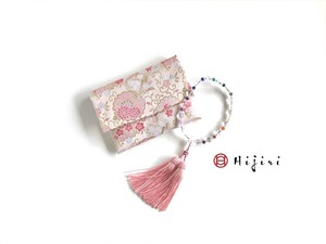 再販‼︎　お念珠入れ　ポケット付き　高級金襴…ピンクの花畑《送料無料》