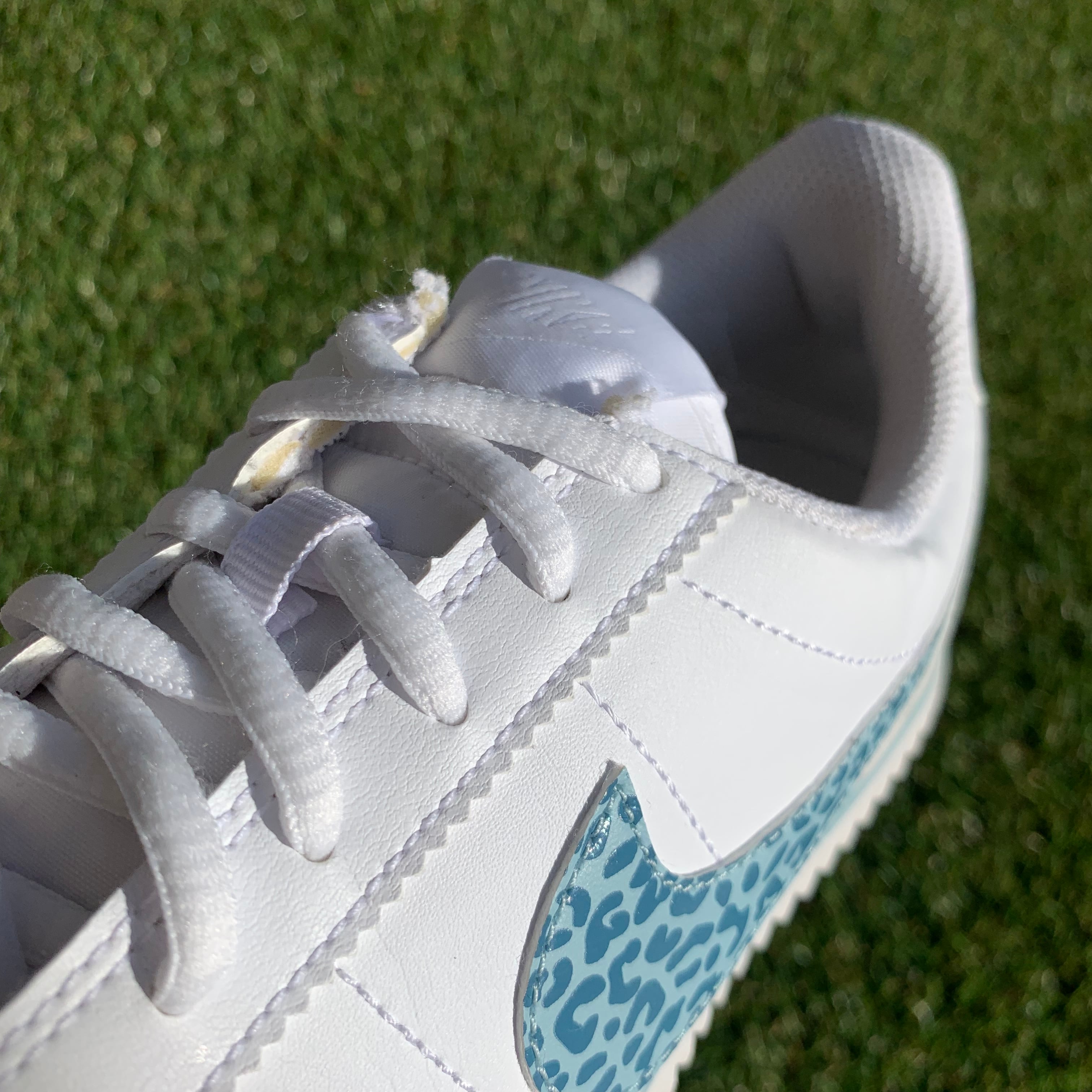 Nike Air Force 1 ホワイト/ブルー　27.5cm NIKE CLASSIC CORTEZ LEATHER ナイキ クラシックコルテッツ レザー D54