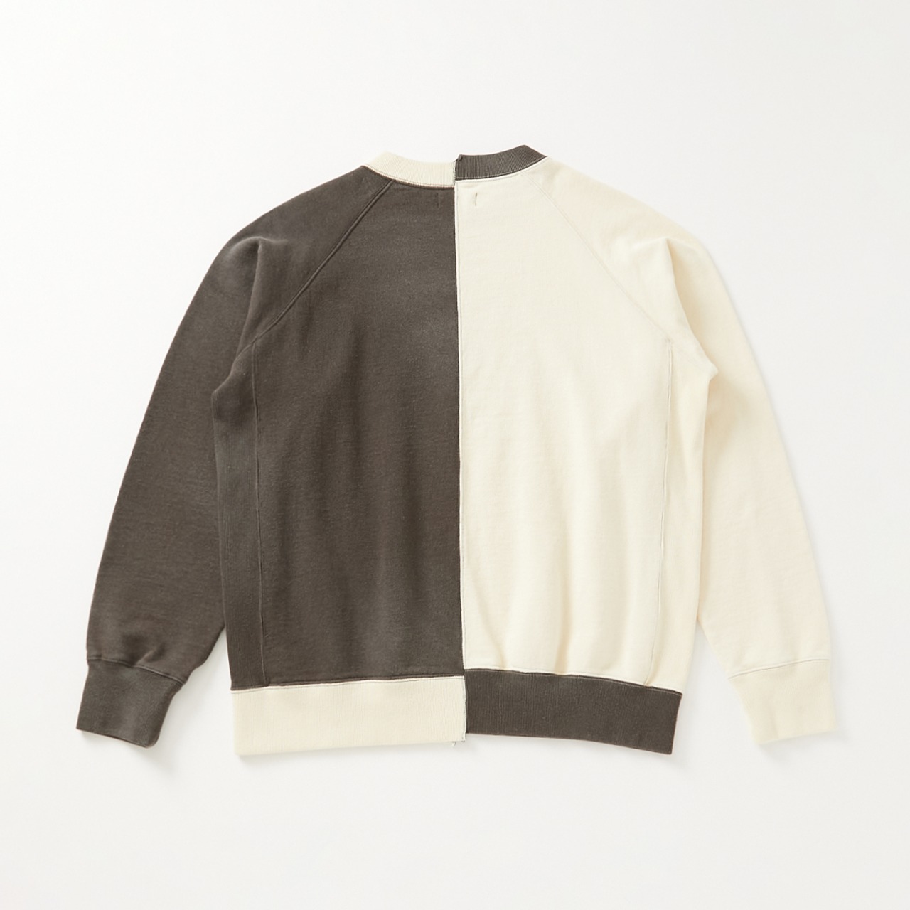 FAKE AS FLOWERS / DILEMMA CREWNECK SWEAT