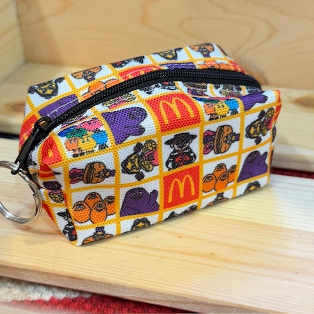マクドナルド】 オフィシャルグッズ☆キーチャームポーチ McDonald's