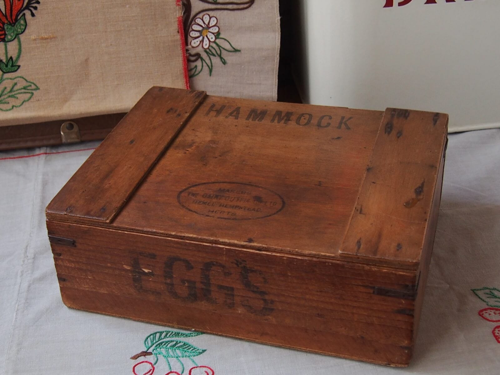 イギリスアンティーク エッグボックス イギリスアンティーク 木製エッグボックス EGGS BOX | Bonny Bee