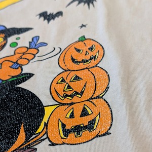 ✨️HAPPY HALLOWEEN✨️【 Garfield（ ガーフィールド ） 】HAPPY HALLOWEEN Tシャツ / US KIDS SIZE(日本のMサイズ相当) 〚アメリカン雑貨 アメトイ〛
