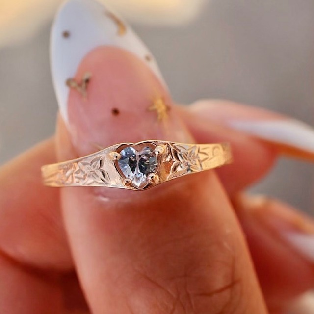 ベビー[ハート]ダイヤモンドリング《名入れ刻印無料》