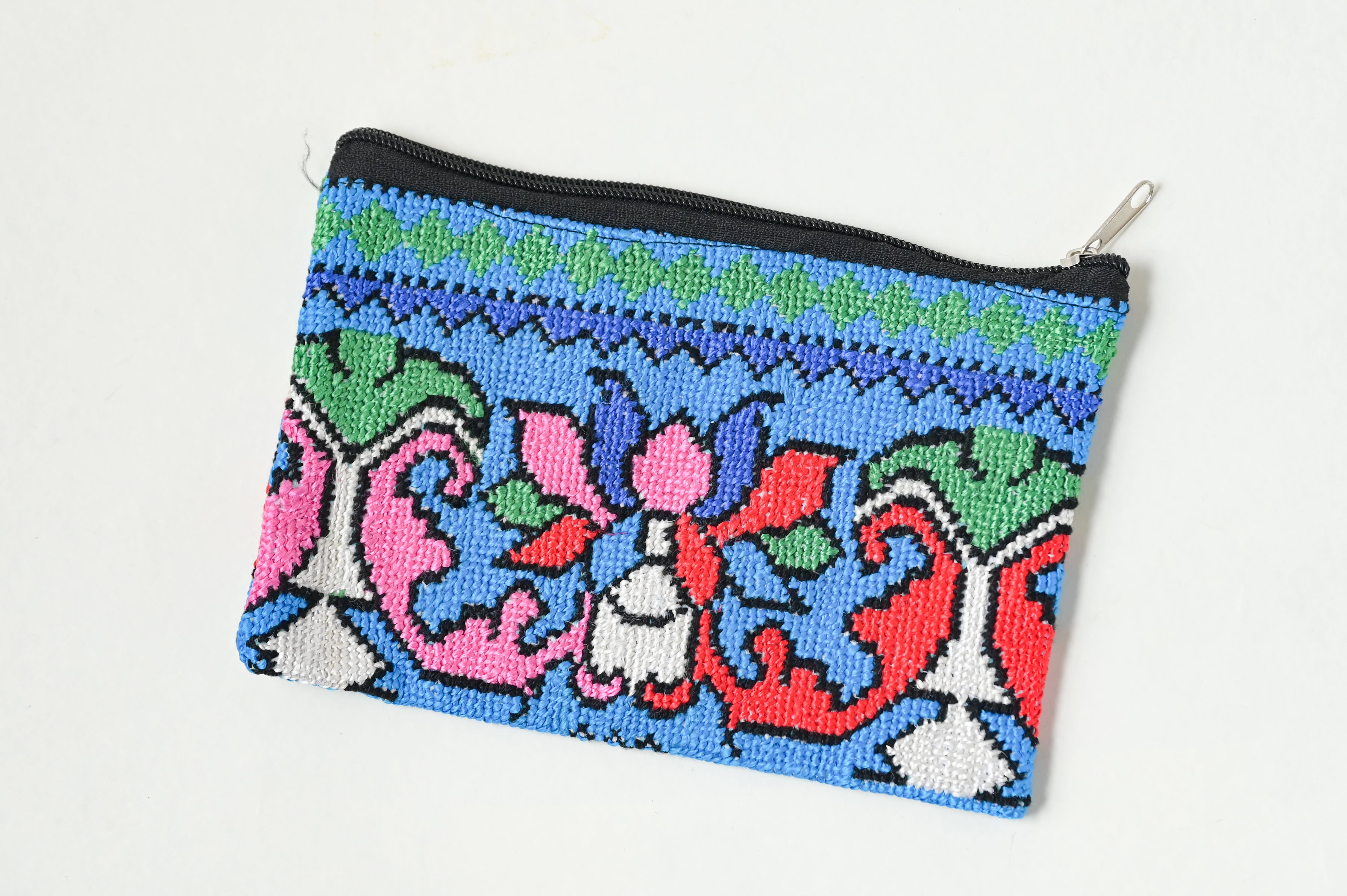 シルクロードの手仕事｜ウズベキスタン 刺繍ポーチ（一点もの