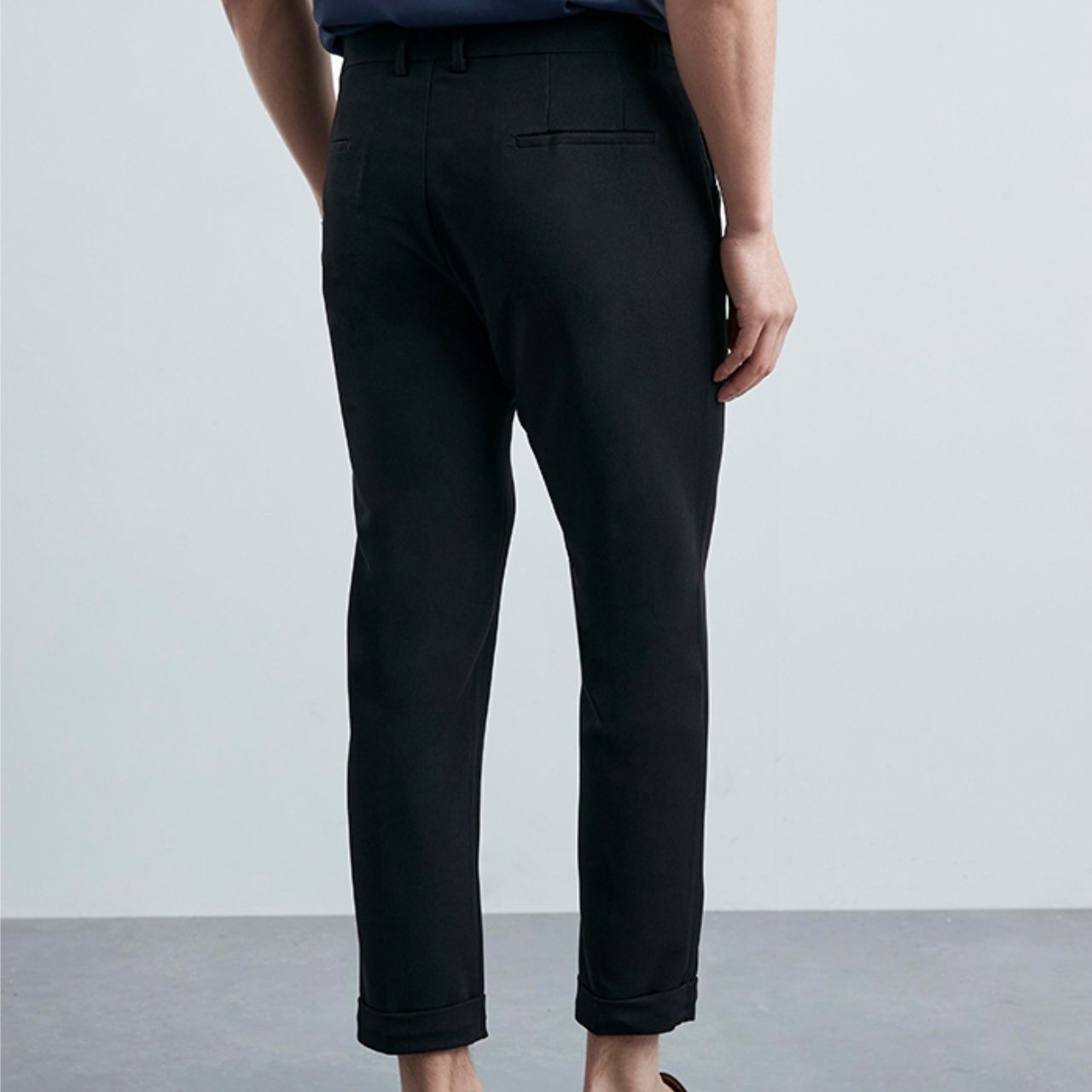 薄手クロップドパンツ　MT0210003