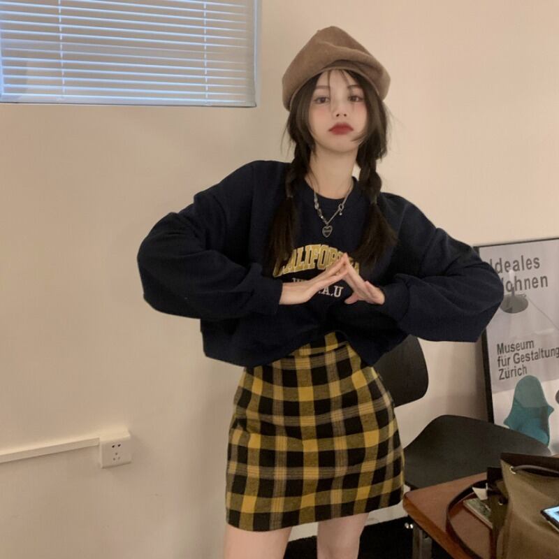 セーター オータムウィンタースタンダード刺繍ショートトップス レトロ 秋物 冬物 1号婦人52118860