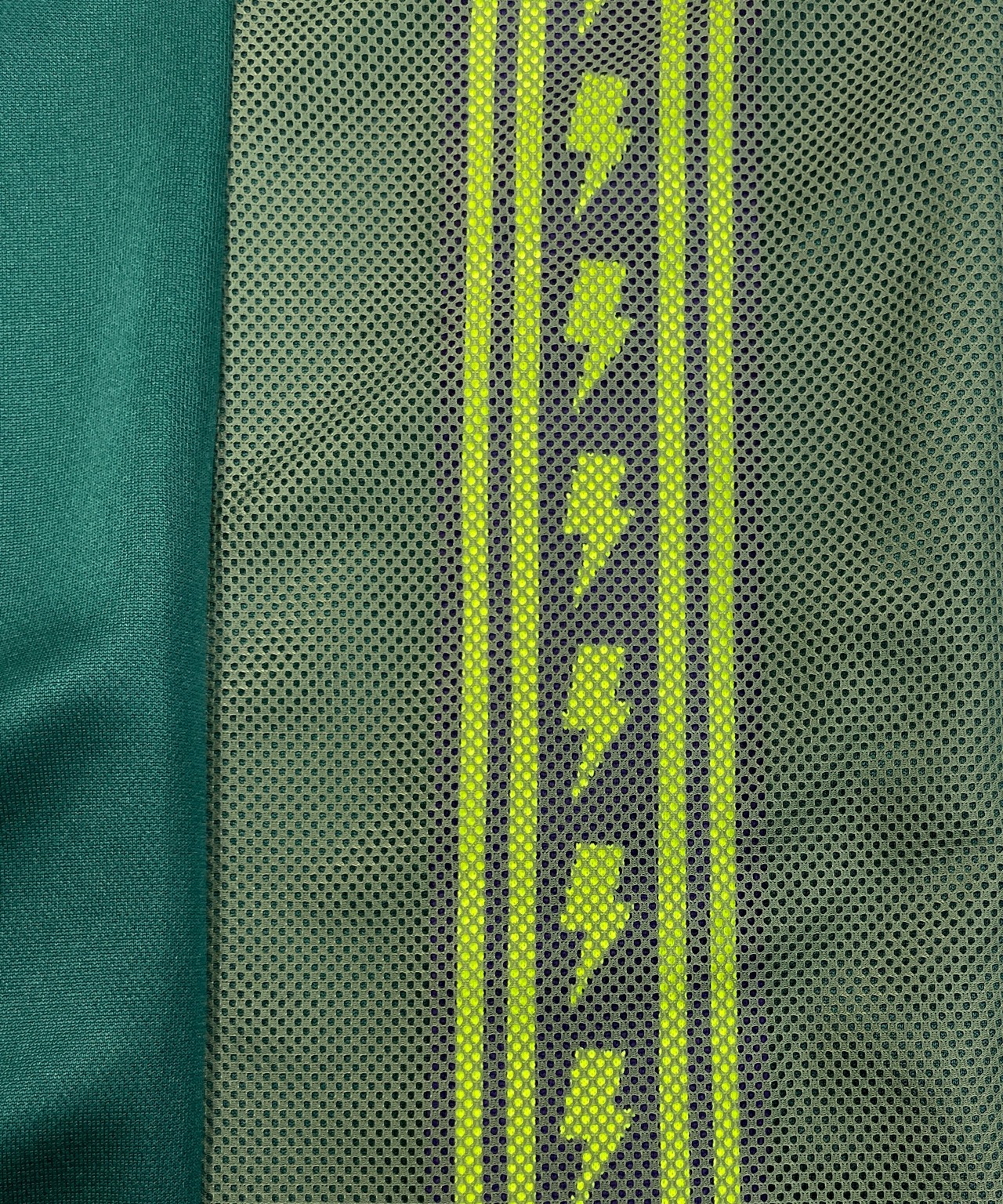 MK25S-C-17 MIRAGE SWEAT